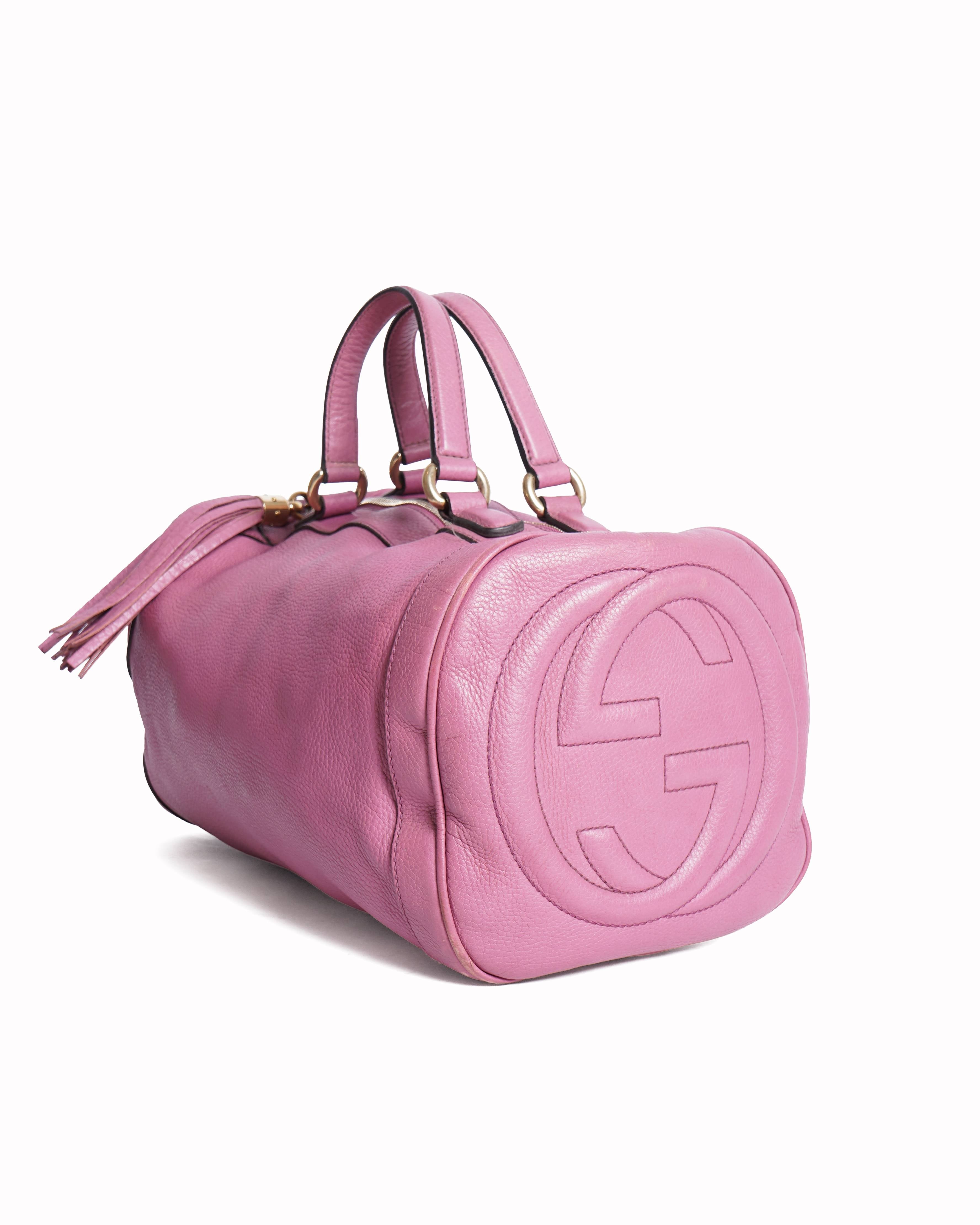 Gucci 
Pink Pebbled Leather Soho Boston Bag