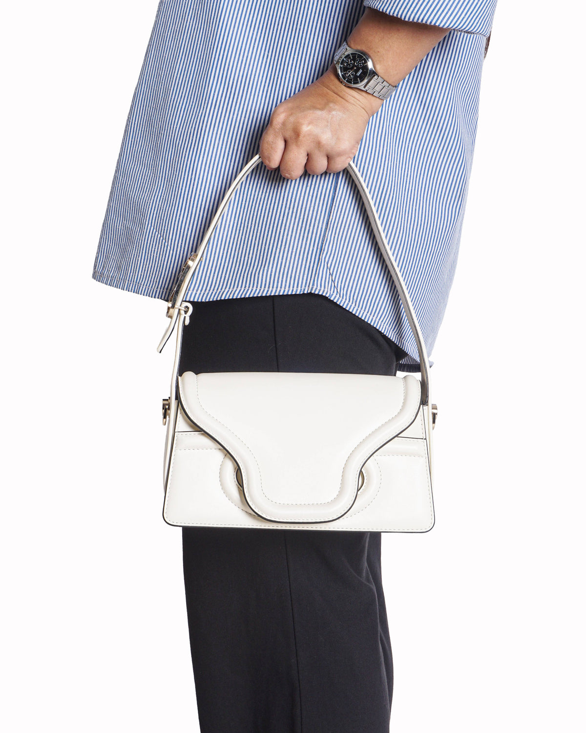Valentino Garavani Sculpture Ivory Leather Shoulder Bag