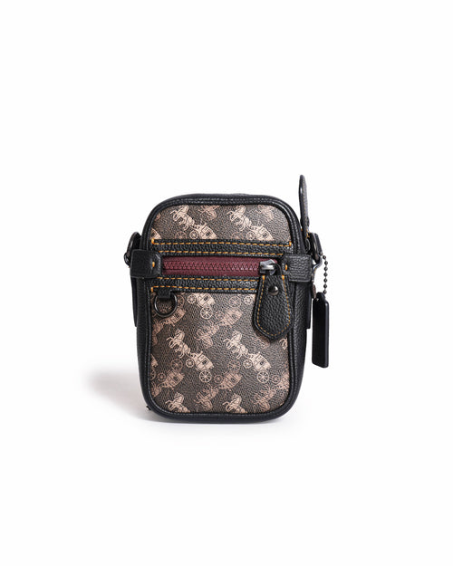 Coach Dylan 10 With Horse And Carriage Print