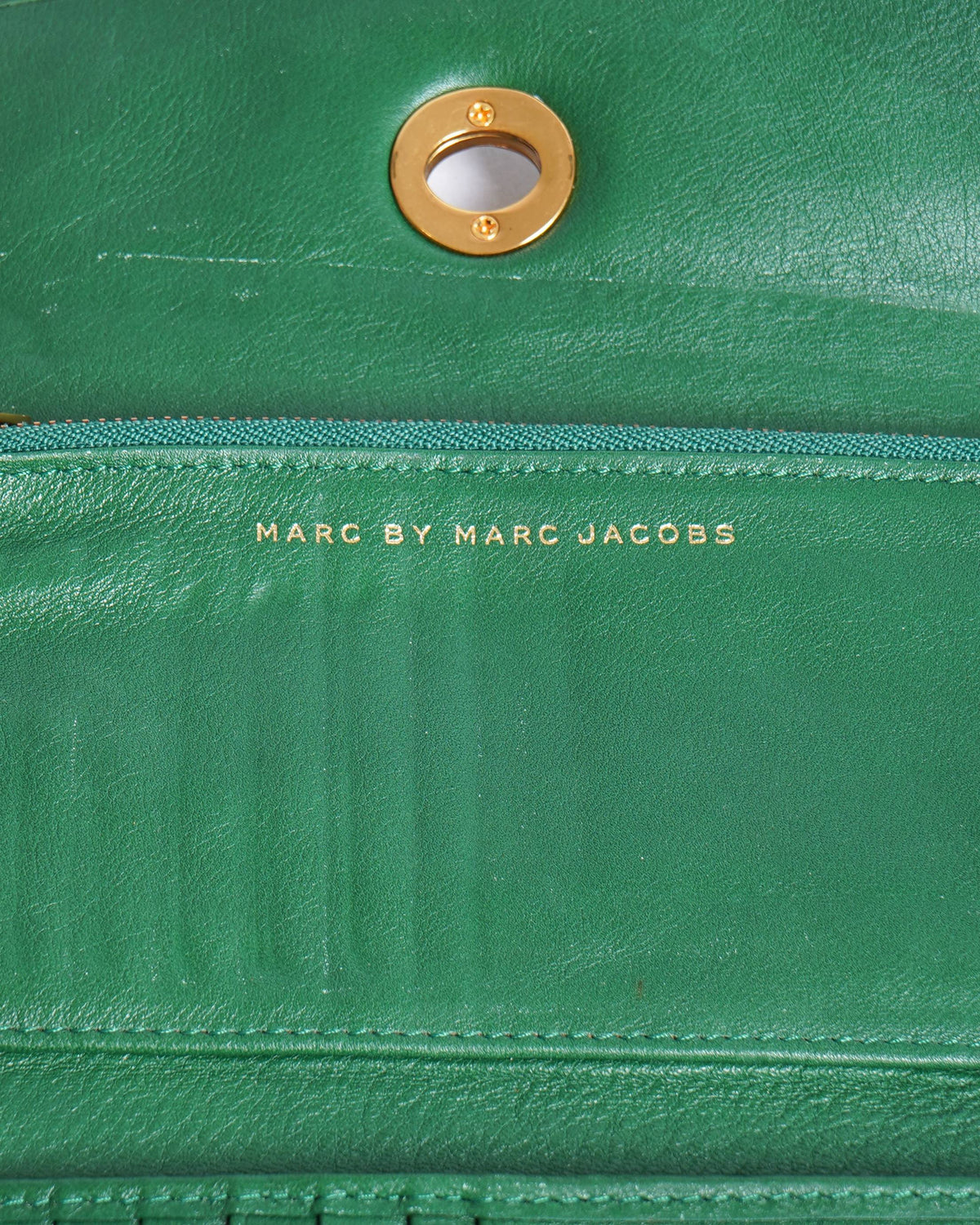Marc by Marc Jacobs Trifold Cow Leather long wallet in green