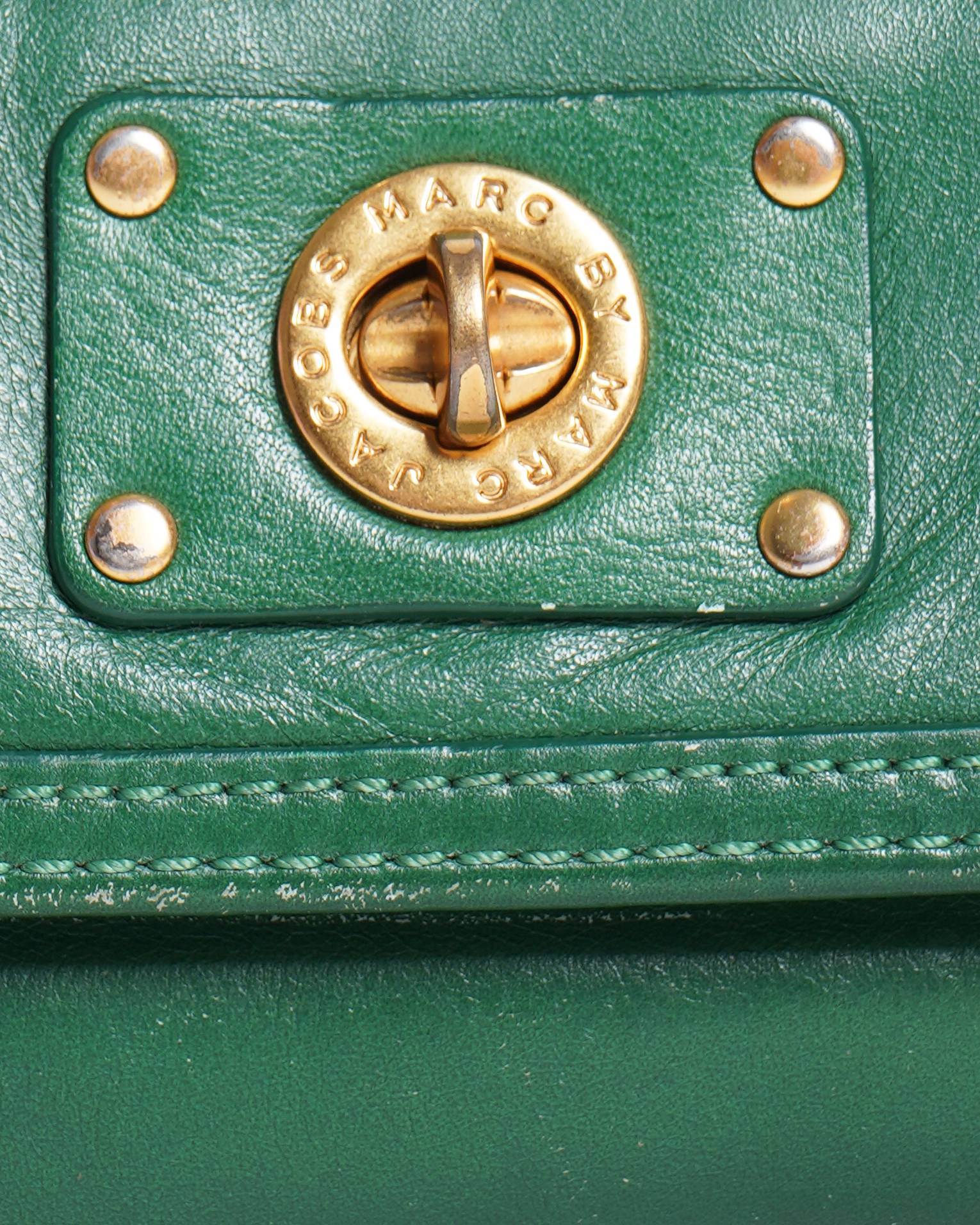 Marc by Marc Jacobs Trifold Cow Leather long wallet in green