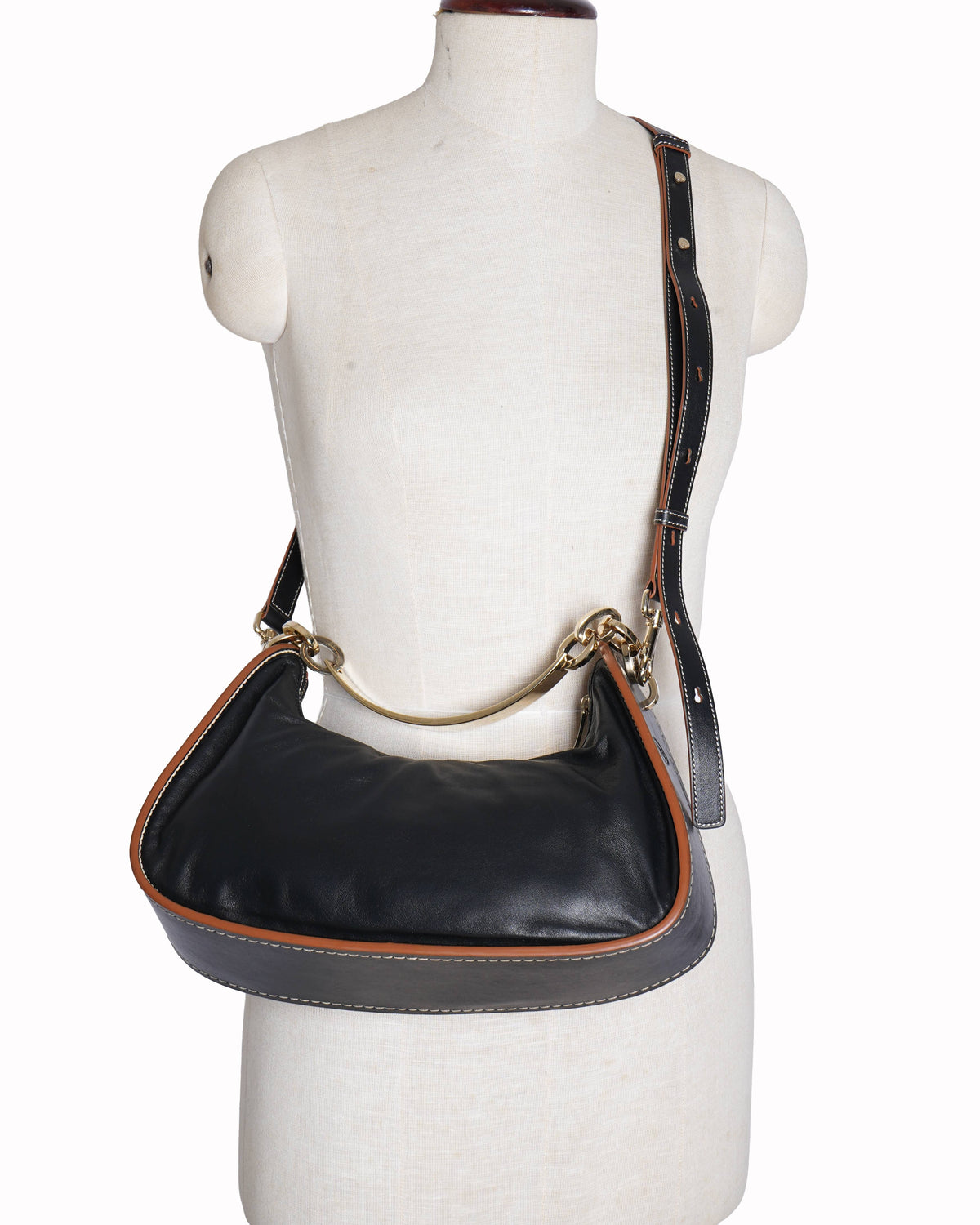 Tod's leather hobo bag in brown/black