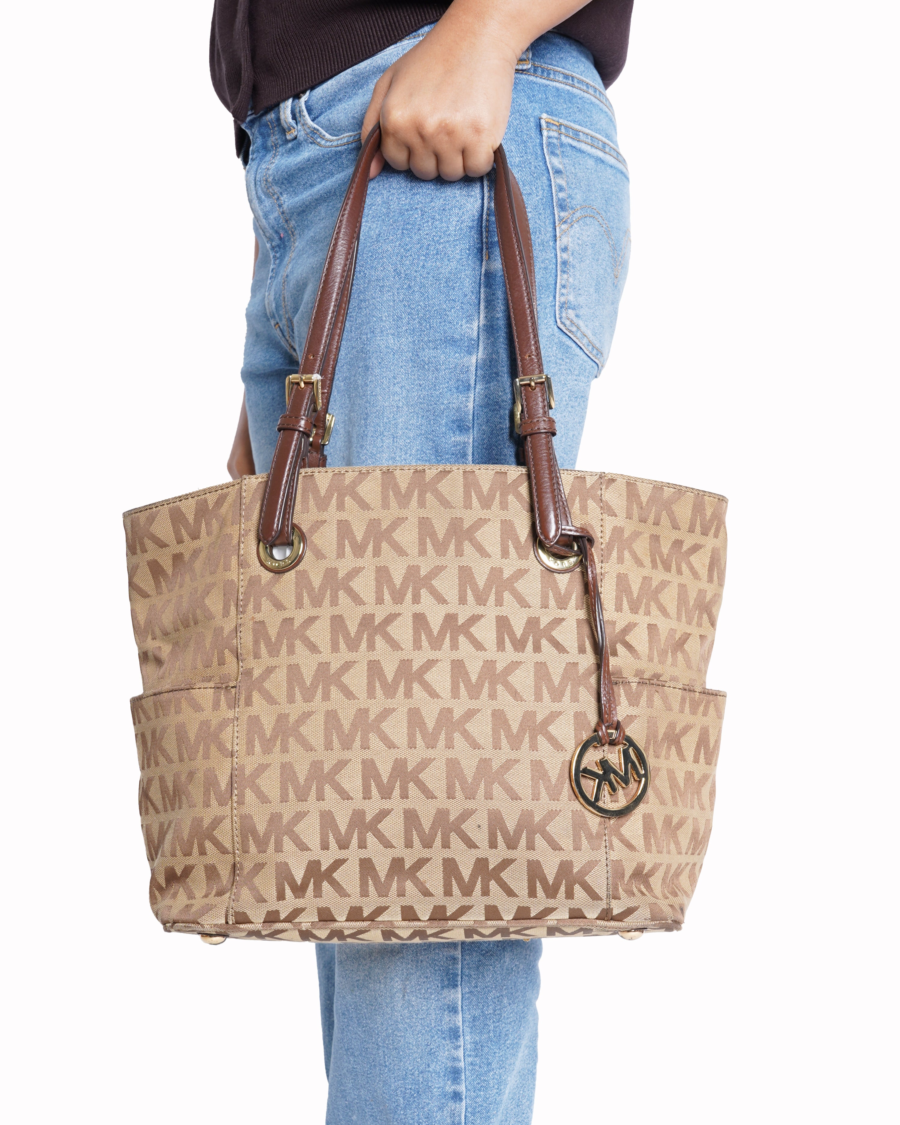 Michael Kors jet set signature Handbag