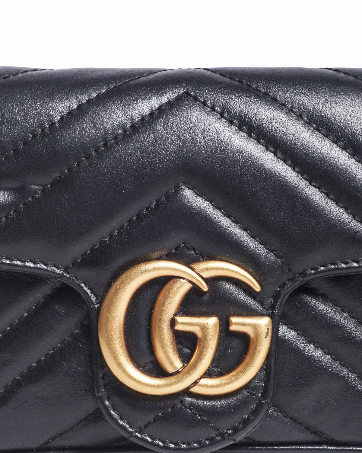 Gucci GG Marmont Small Black Matelassé Flap Bag