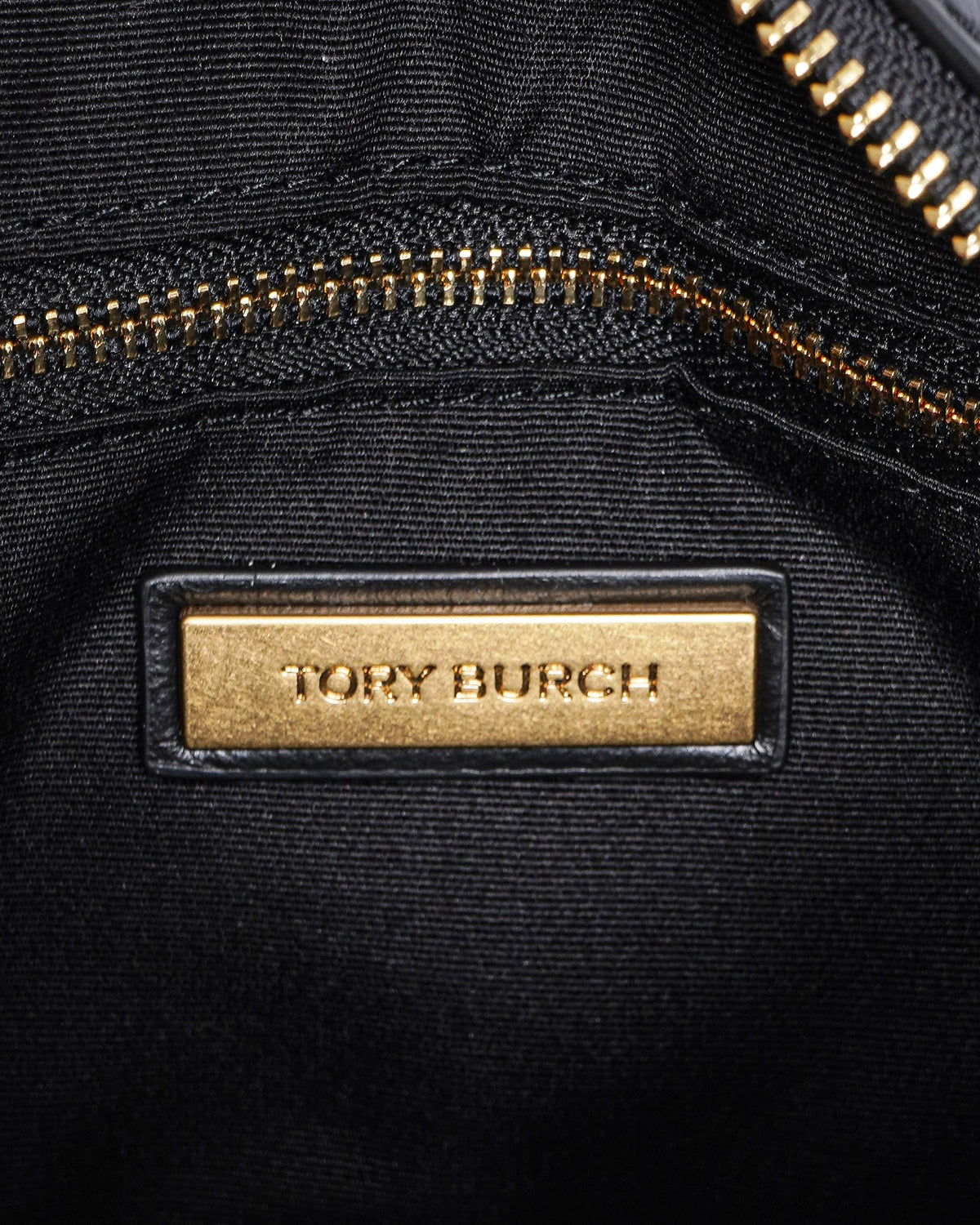 Tory burch kira diamond quilt camera crossbody bag