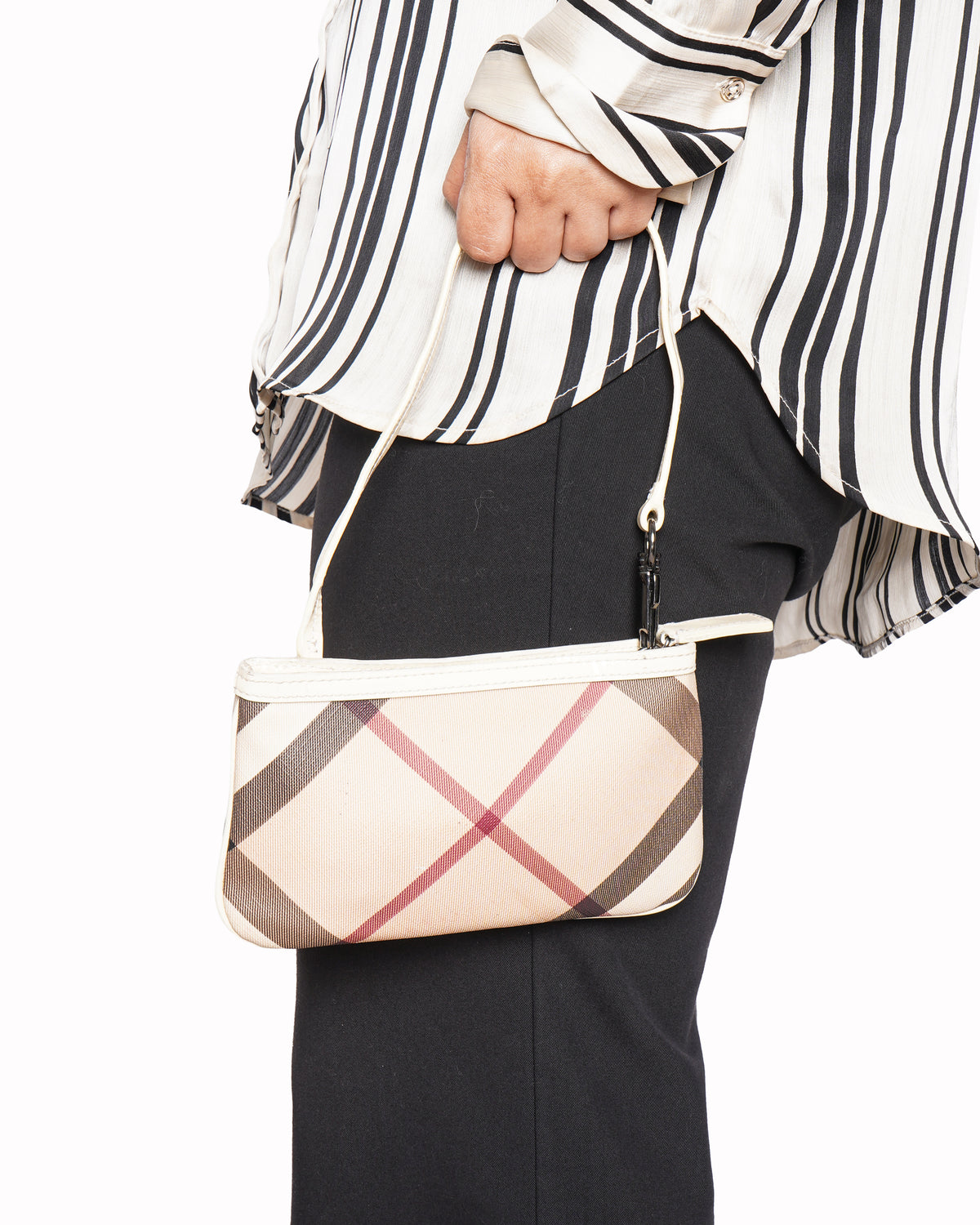 Burberry 
Bolso Clutch Burberry Nova Check Blanco With Shoulder Strap