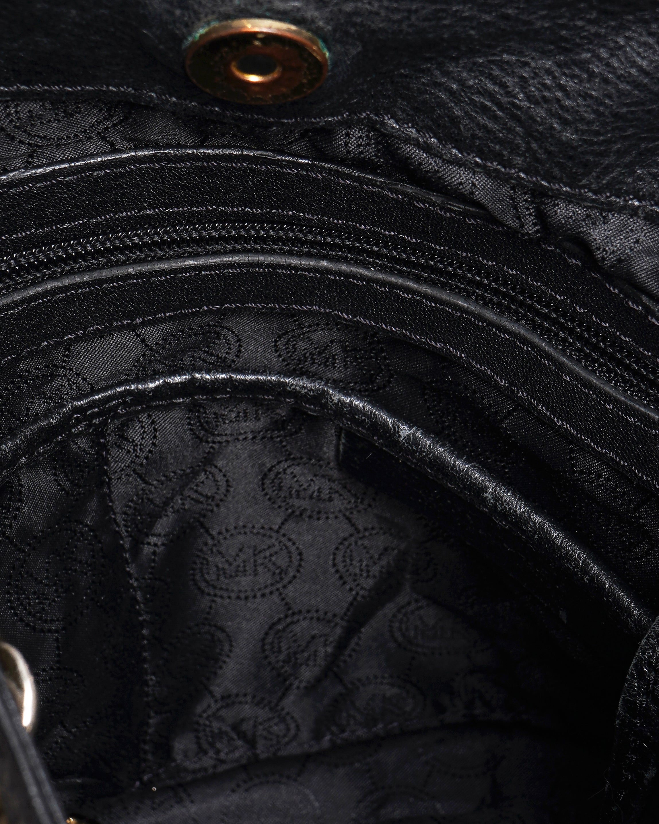 Michael Kors Small Shoulder Bag In Black