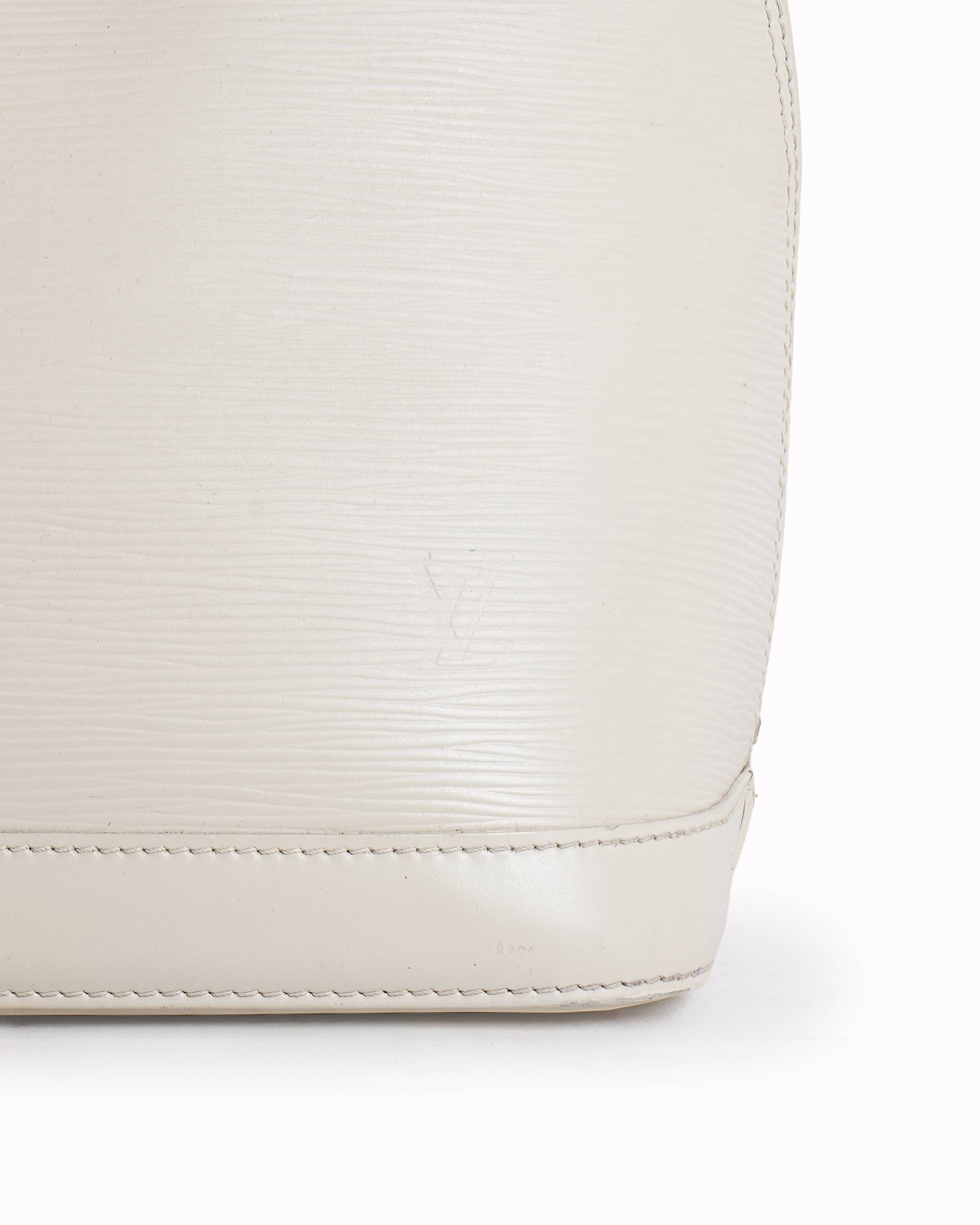 Louis Vuitton Alma PM in White Epi Leather Handbag
