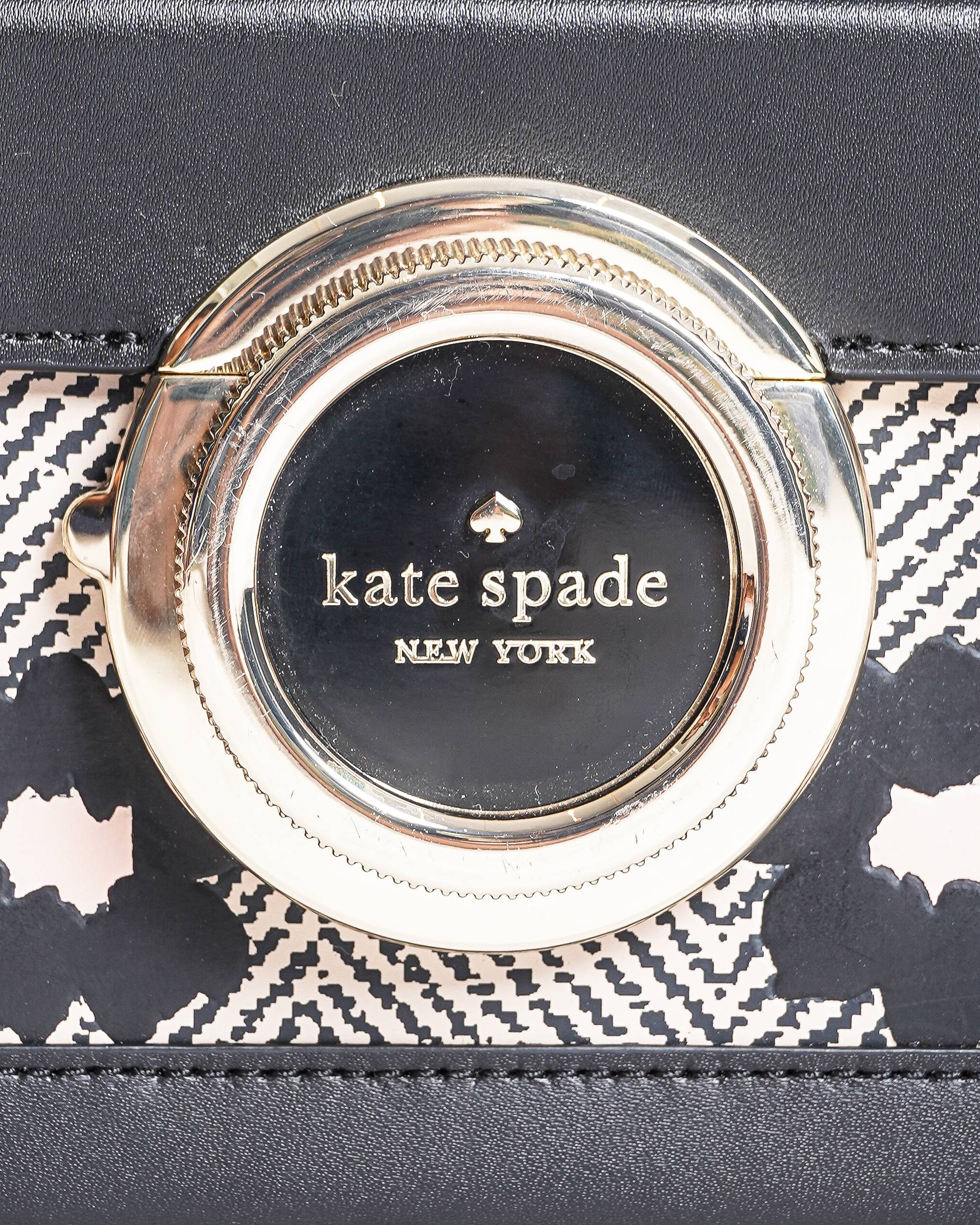 Kate Spade 
Snap Camera Crossbody In Herrington Bone