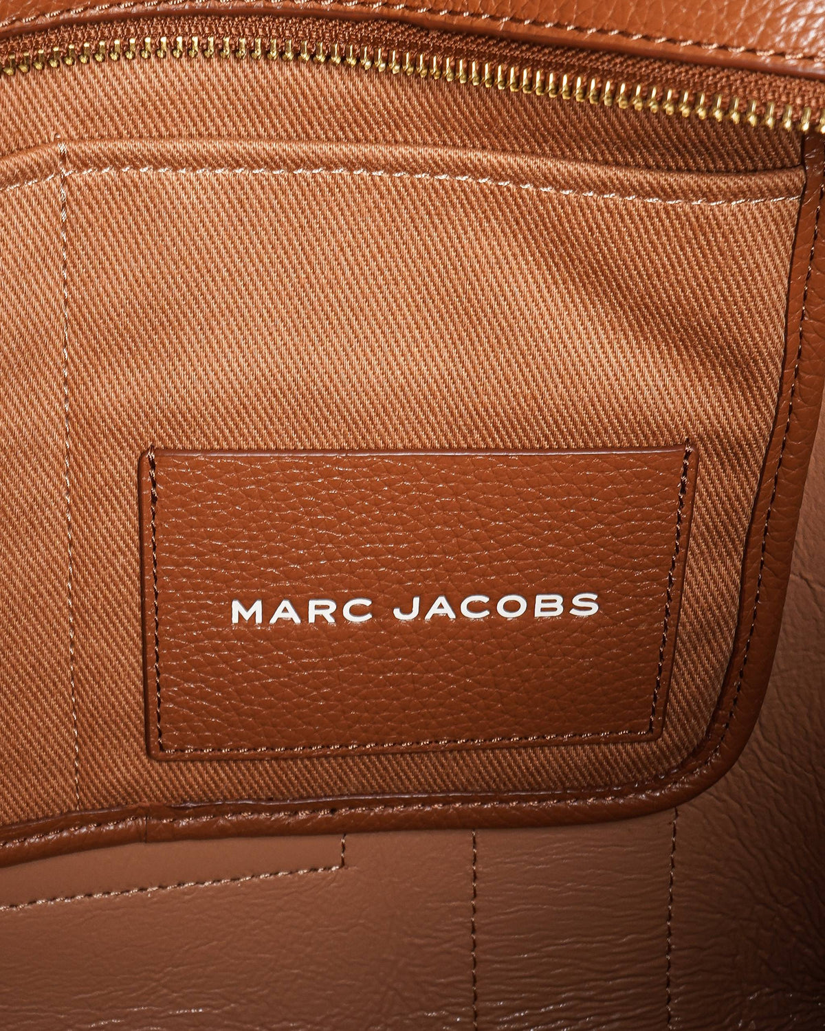 Marc jacobs 
Leather large tote bag