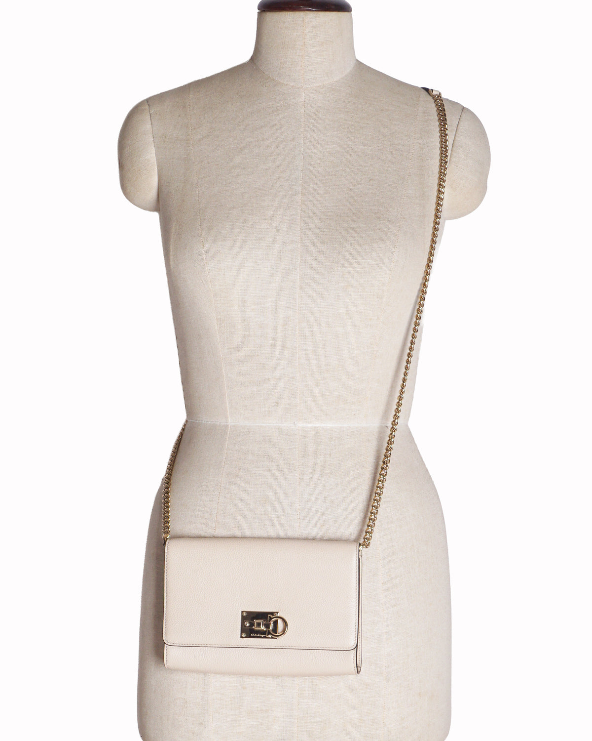 Salvatore Ferragamo Light Beige Gancini Leather Wallet Clutch