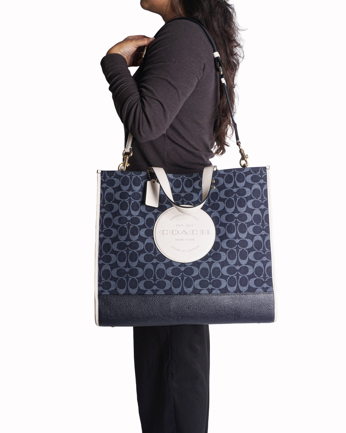 Coach Dempsey 40 Tote In Signature Denim Canvas