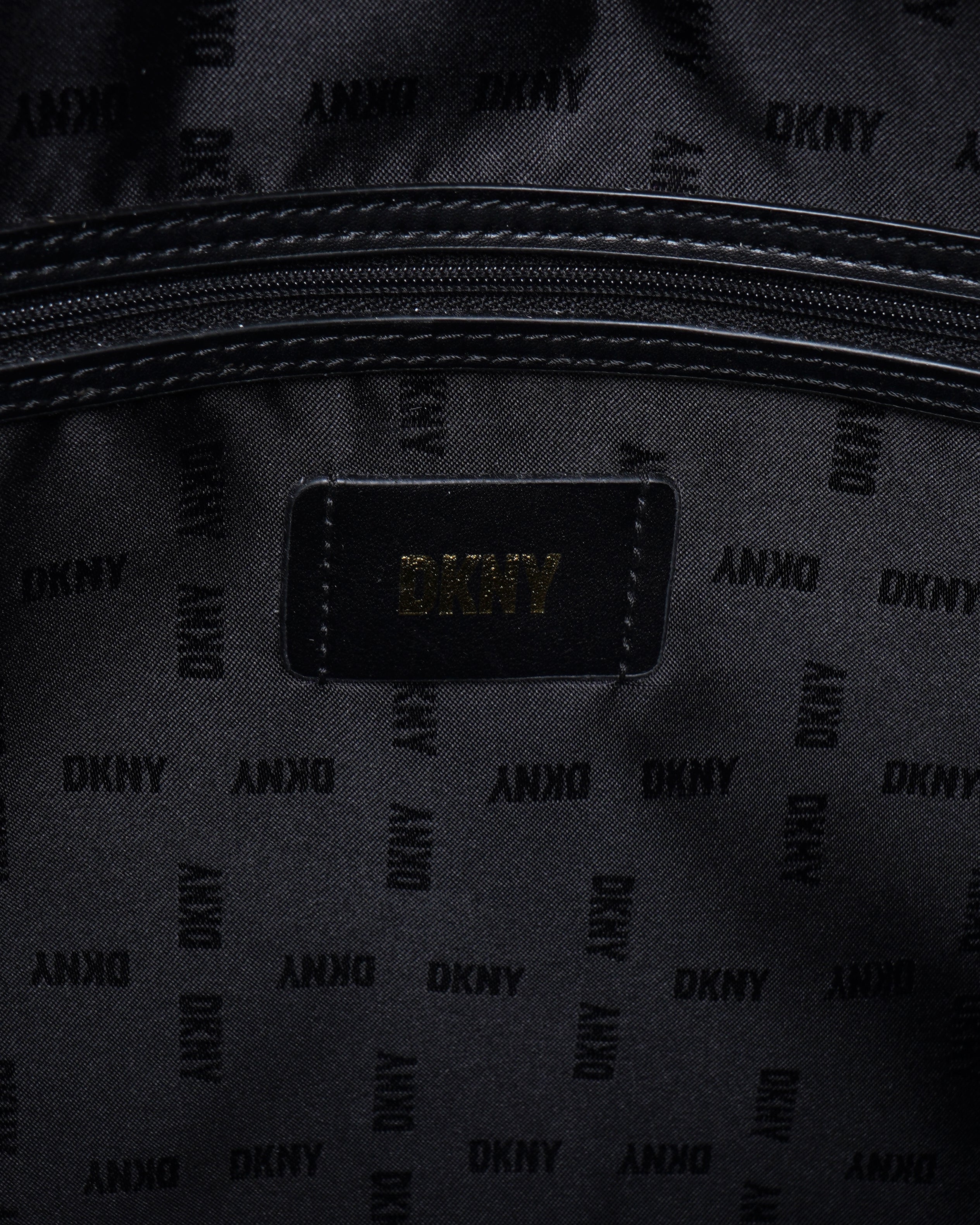 New DKNY Top handle Shoulder Monogram Bag In Black