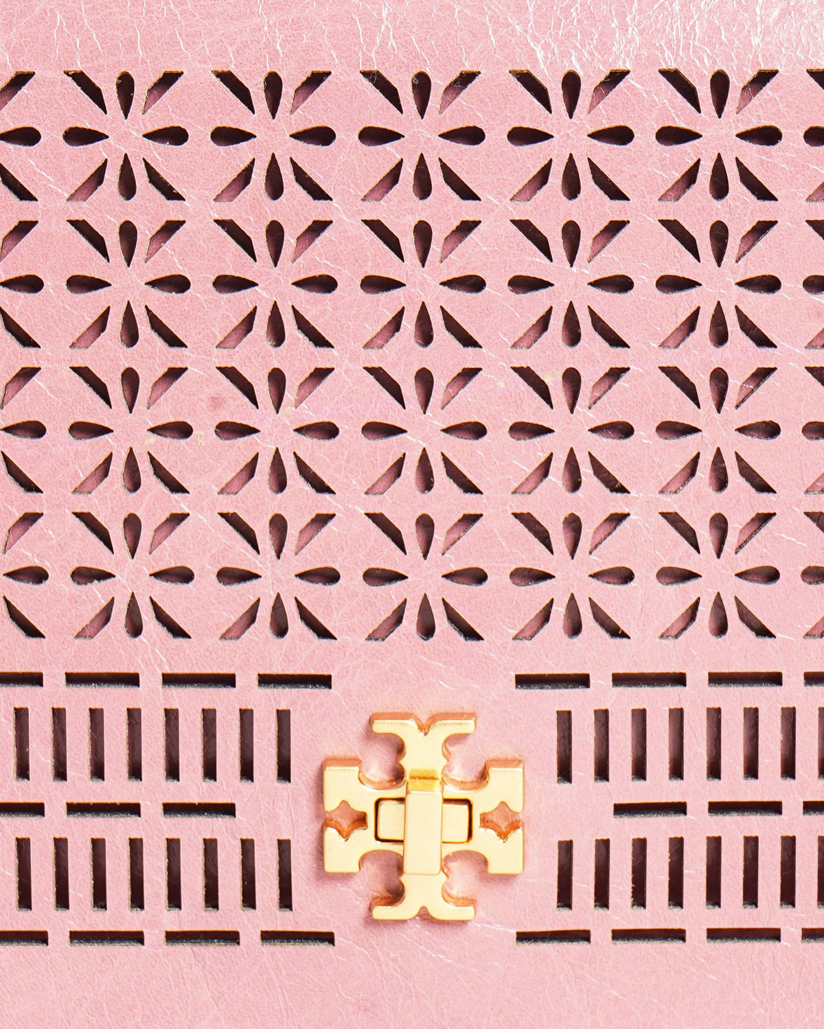 Tory Burch 
Pink Leather Shoulder bag