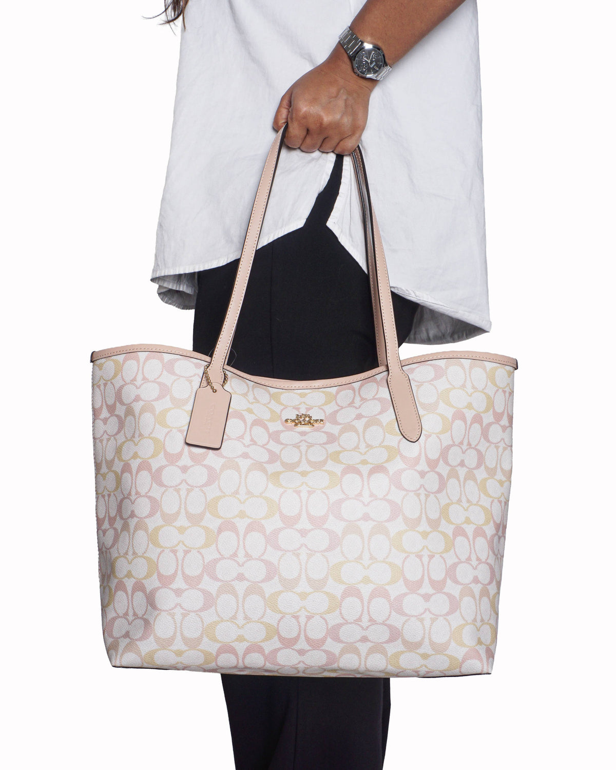 Coach City Tote Bag In Pretty Signature Canvas