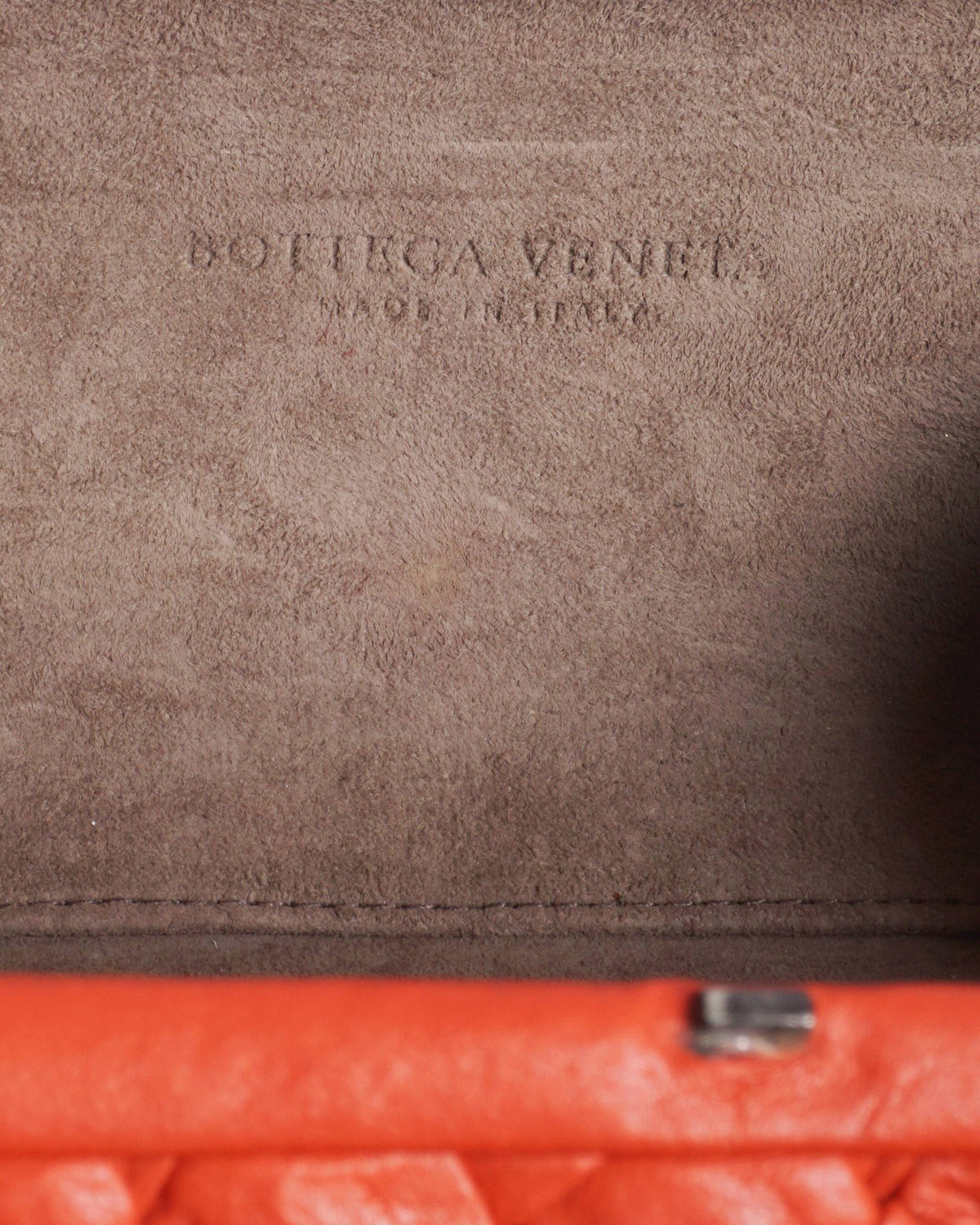 Bottega Veneta Red Intrecciato Leather Knot Clutch