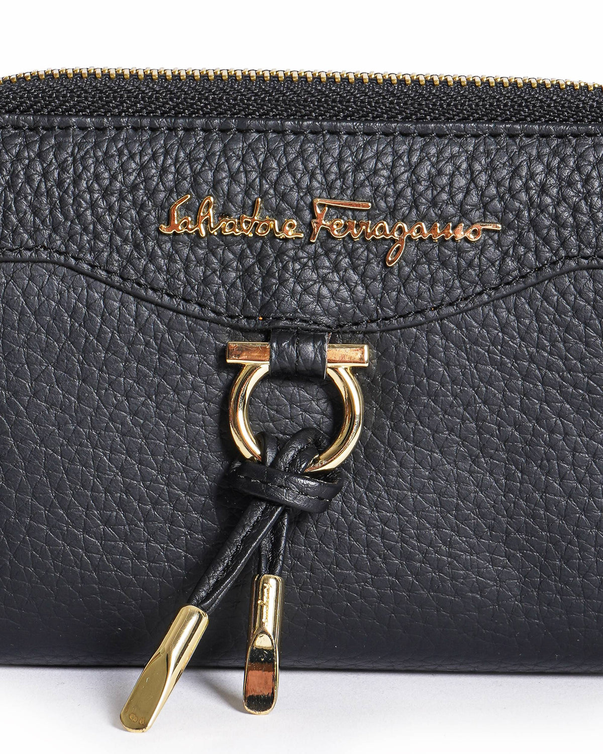 Salvatore Ferragamo Zip Around Wallet In Black