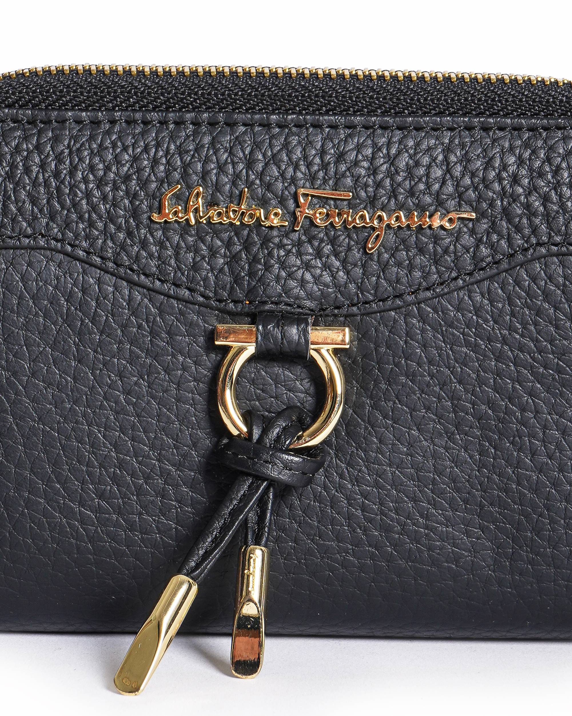 Salvatore Ferragamo Zip Around Wallet In Black