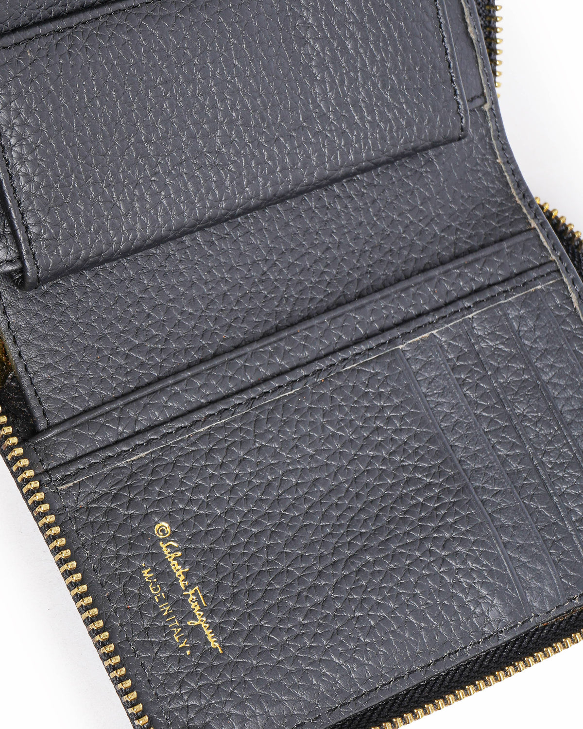 Salvatore Ferragamo Zip Around Wallet In Black