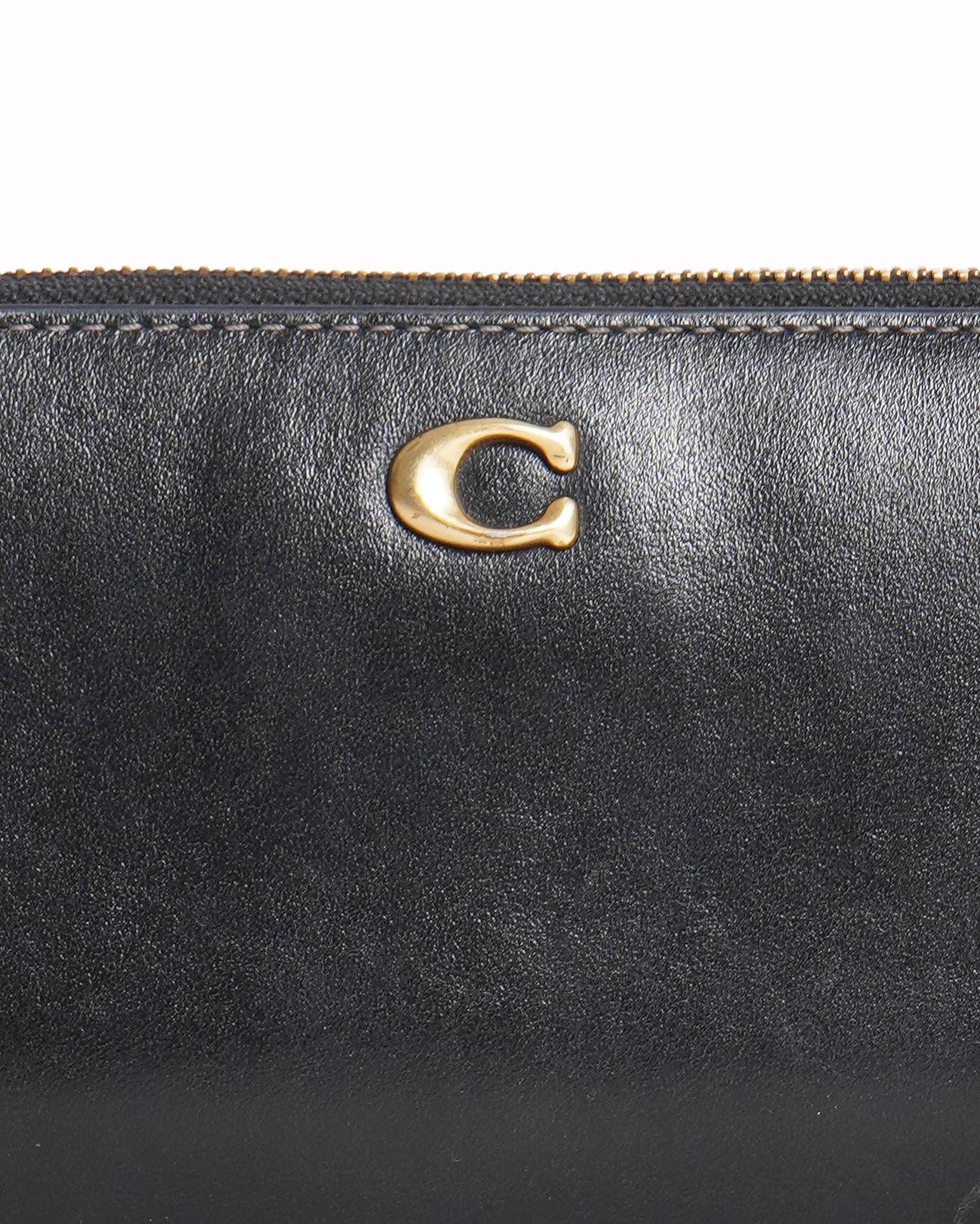 Coach Zip Around Wallet In Black