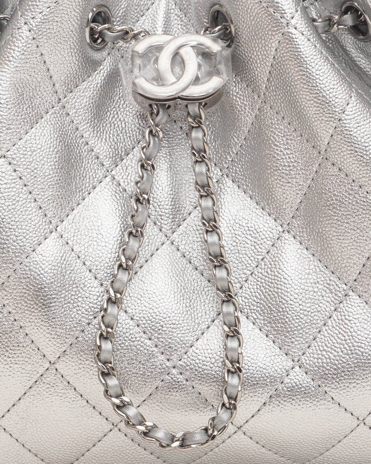 Chanel Metallic Silver Caviar Quilted Mini 25 Drawstring Bag