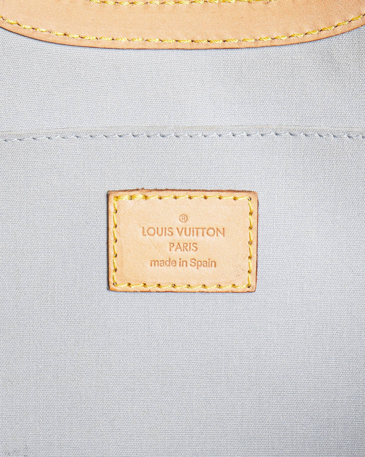 Louis Vuitton Perle Monogram Vernis Roxbury Drive Bag