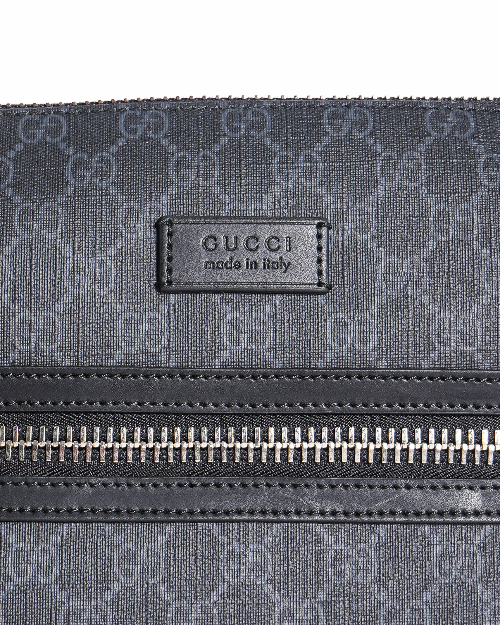 Gucci 
Black GG Small Crossbody Bag