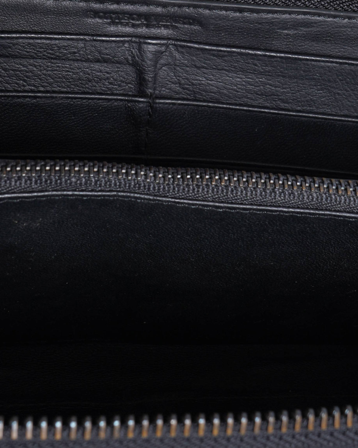 Bottega Veneta 
Black Intrecciato Leather Zip Around Wallet