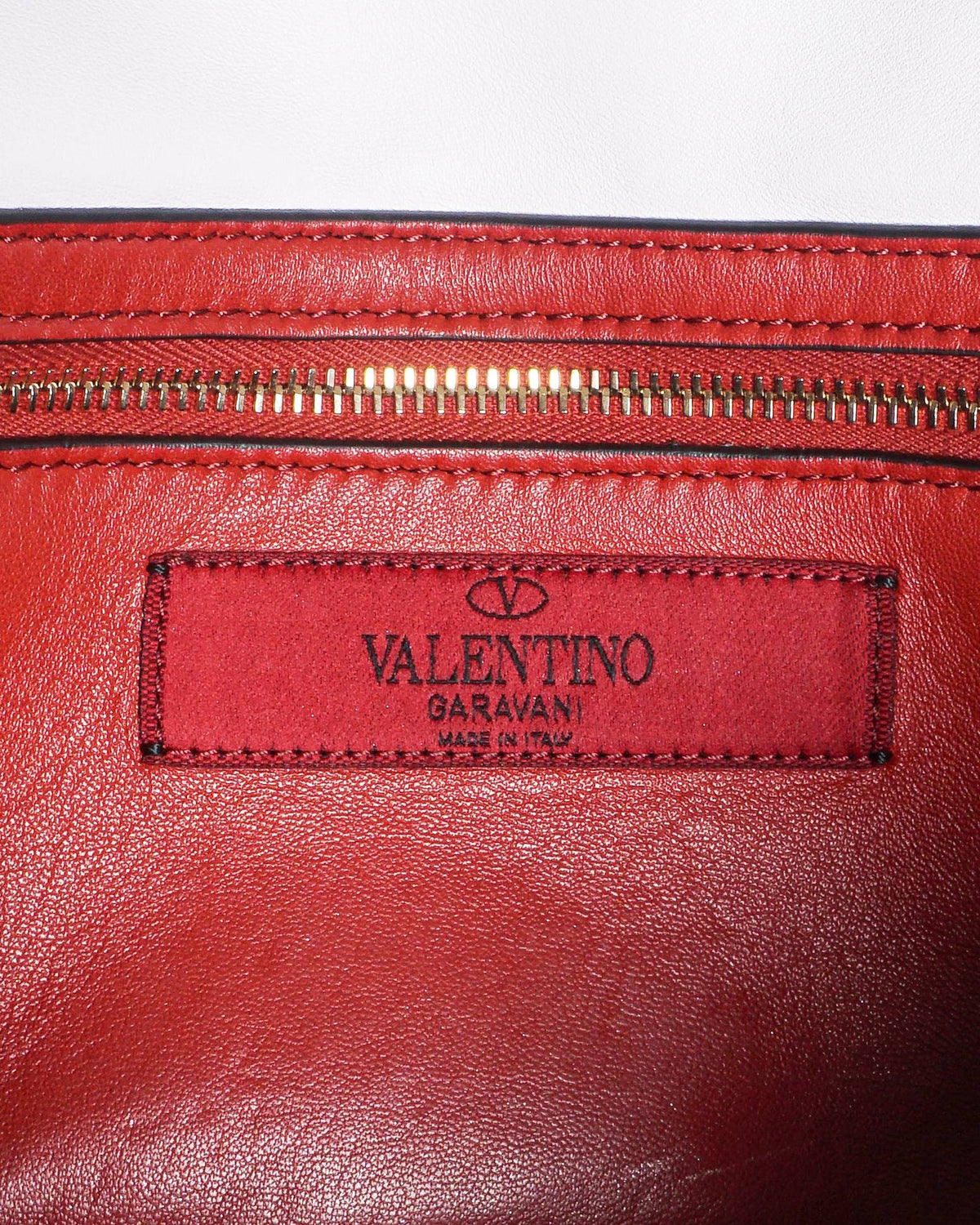 Valentino Garavani White VLTN Rockstud Spike Wallet on Chain