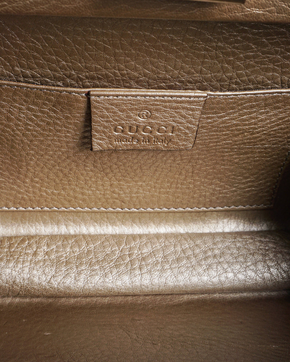 Gucci Soho Gold Leather Interlocking GG Clutch