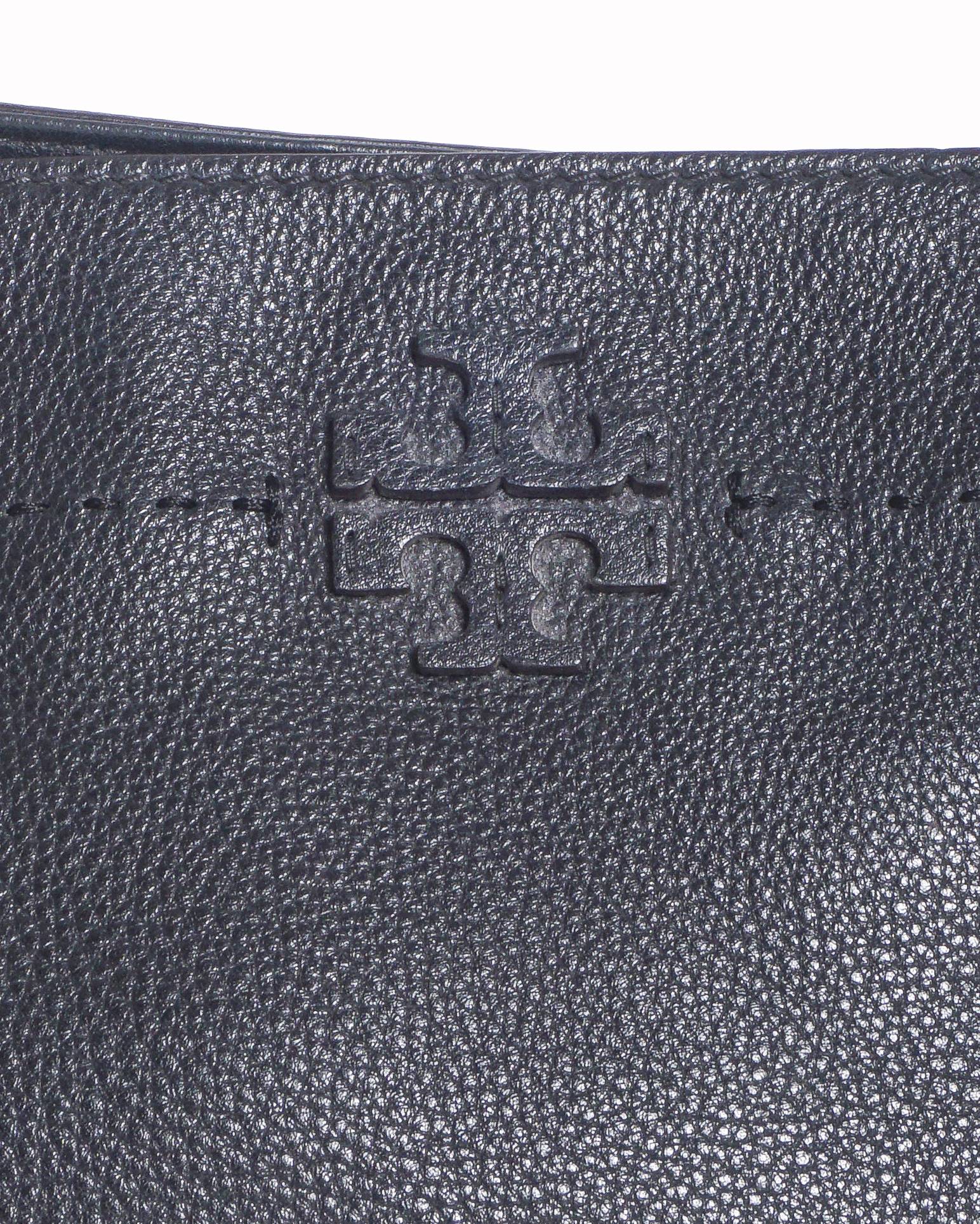 Tory Burch McGraw Slouchy Tote
in black pebbled leather