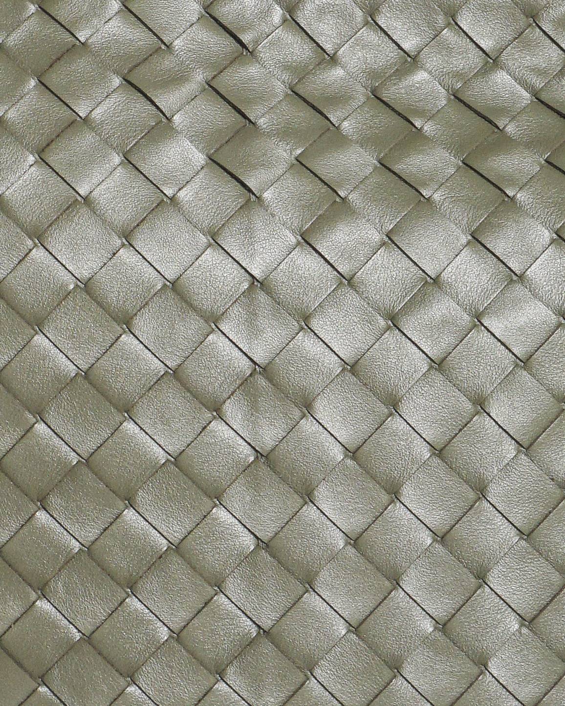 Bottega Veneta Olive Green Intrecciato Leather Zipped Tote Bag