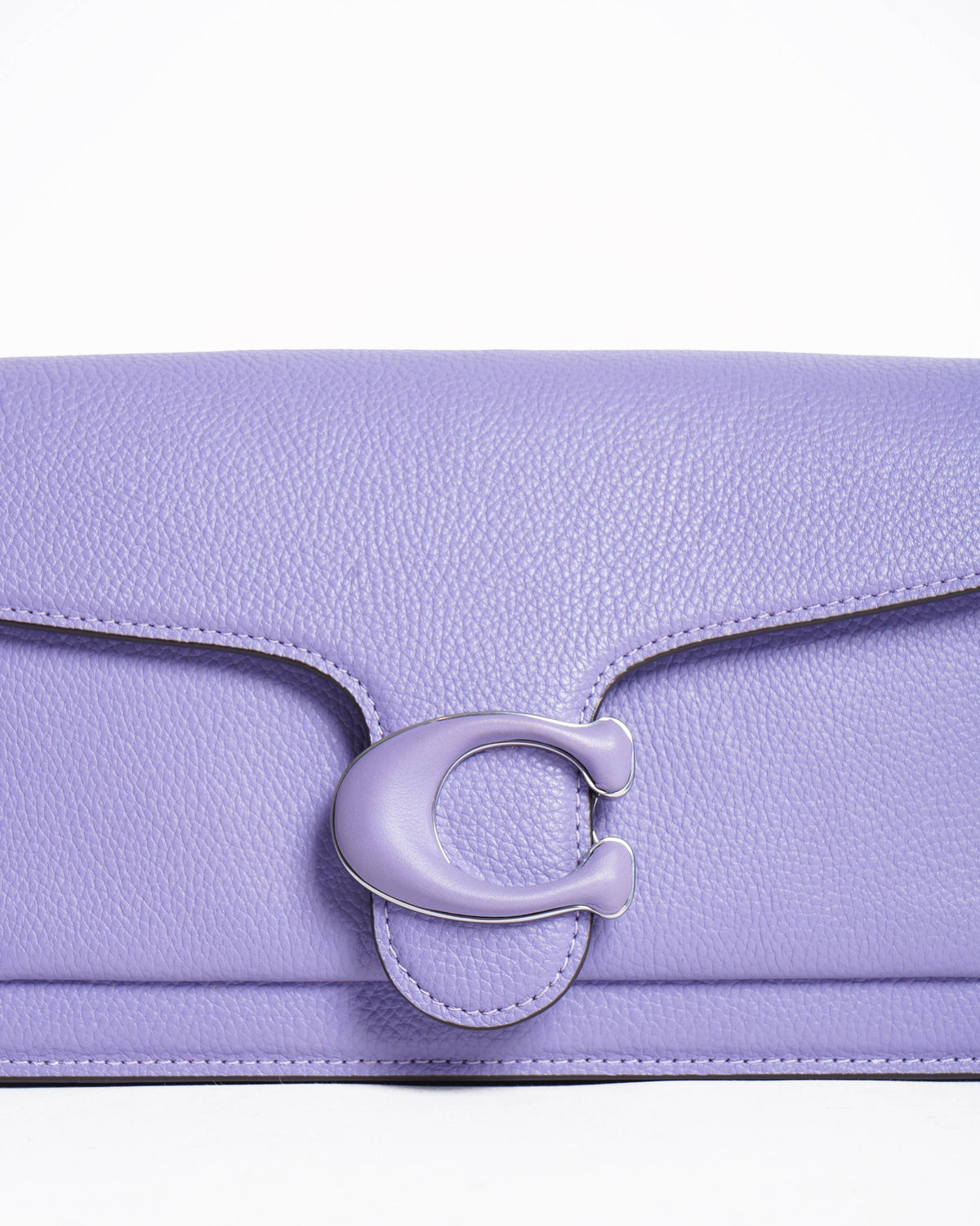 Coach 
Tabby 26 Shoulder Bag