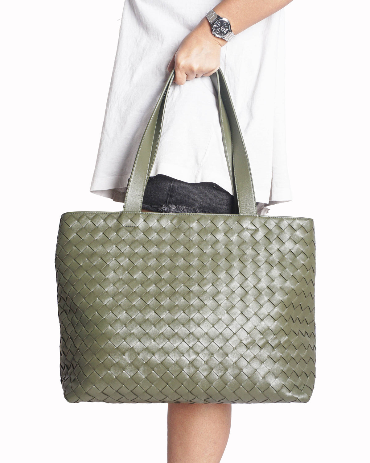 Bottega Veneta Olive Green Intrecciato Leather Zipped Tote Bag