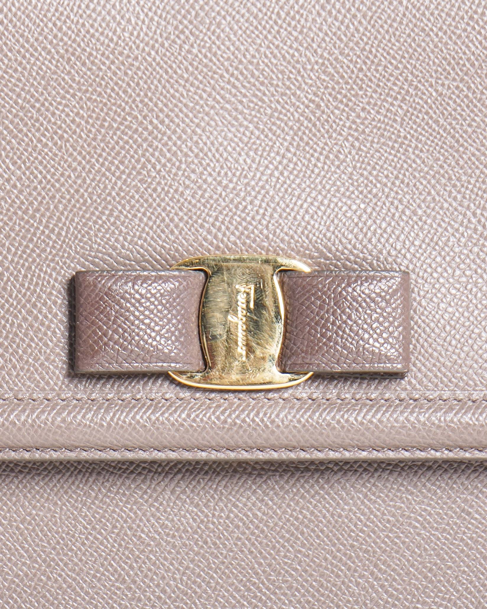 Salvatore Ferragamo Vara Bow Ginny Shoulder Bag