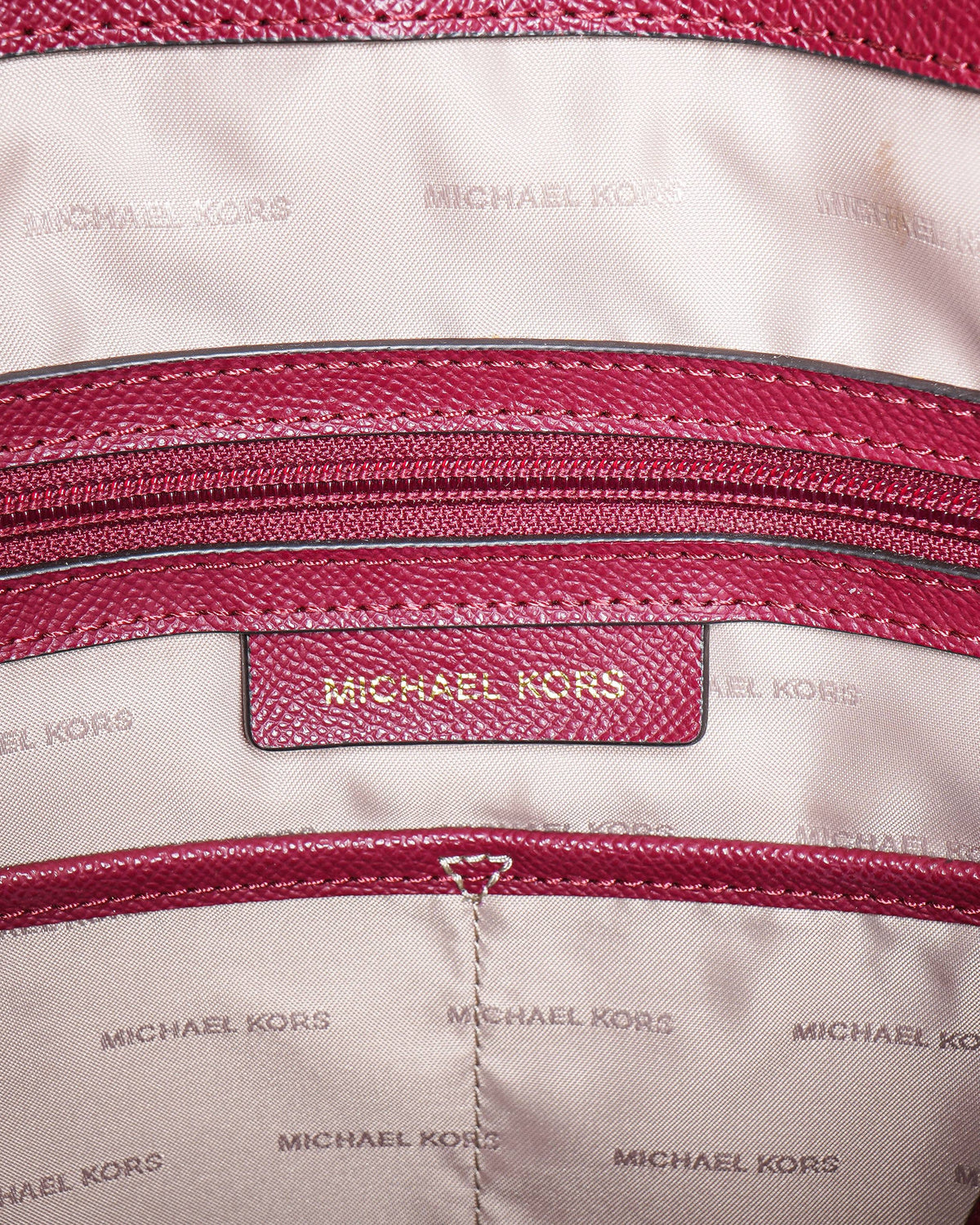 Michael Kors Voyager Medium Logo Tote Bag