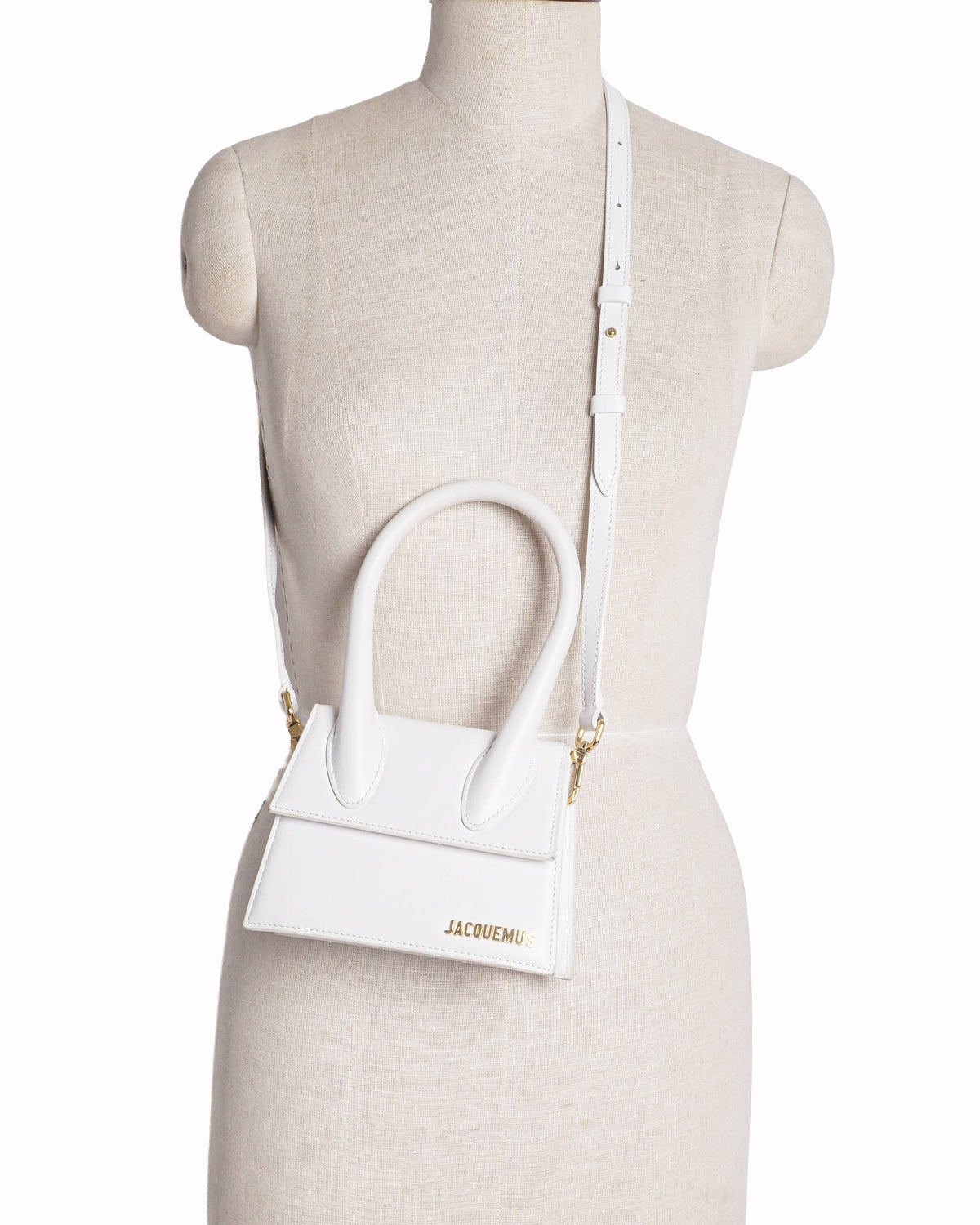 Jacquemus Le Chiquito Moyen White Leather Top Handle Bag