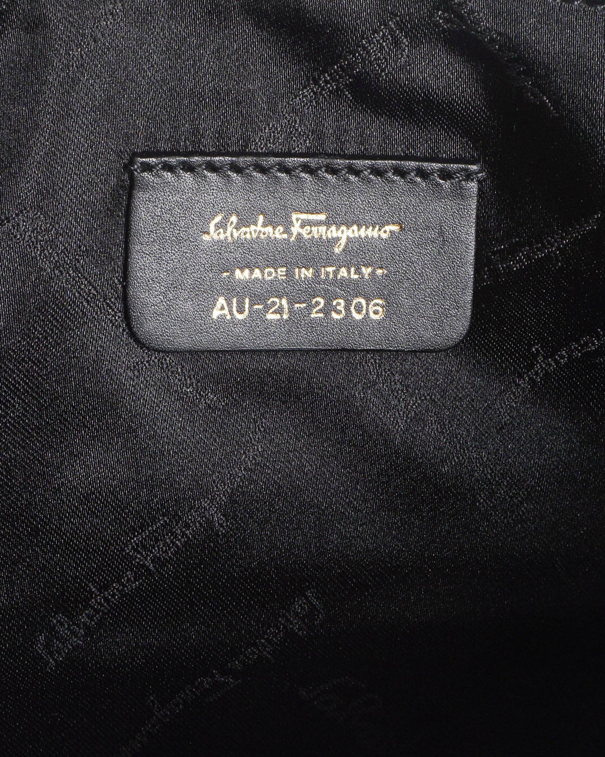 Salvatore Ferragamo Black Smooth Leather Gancini Shoulder Bag