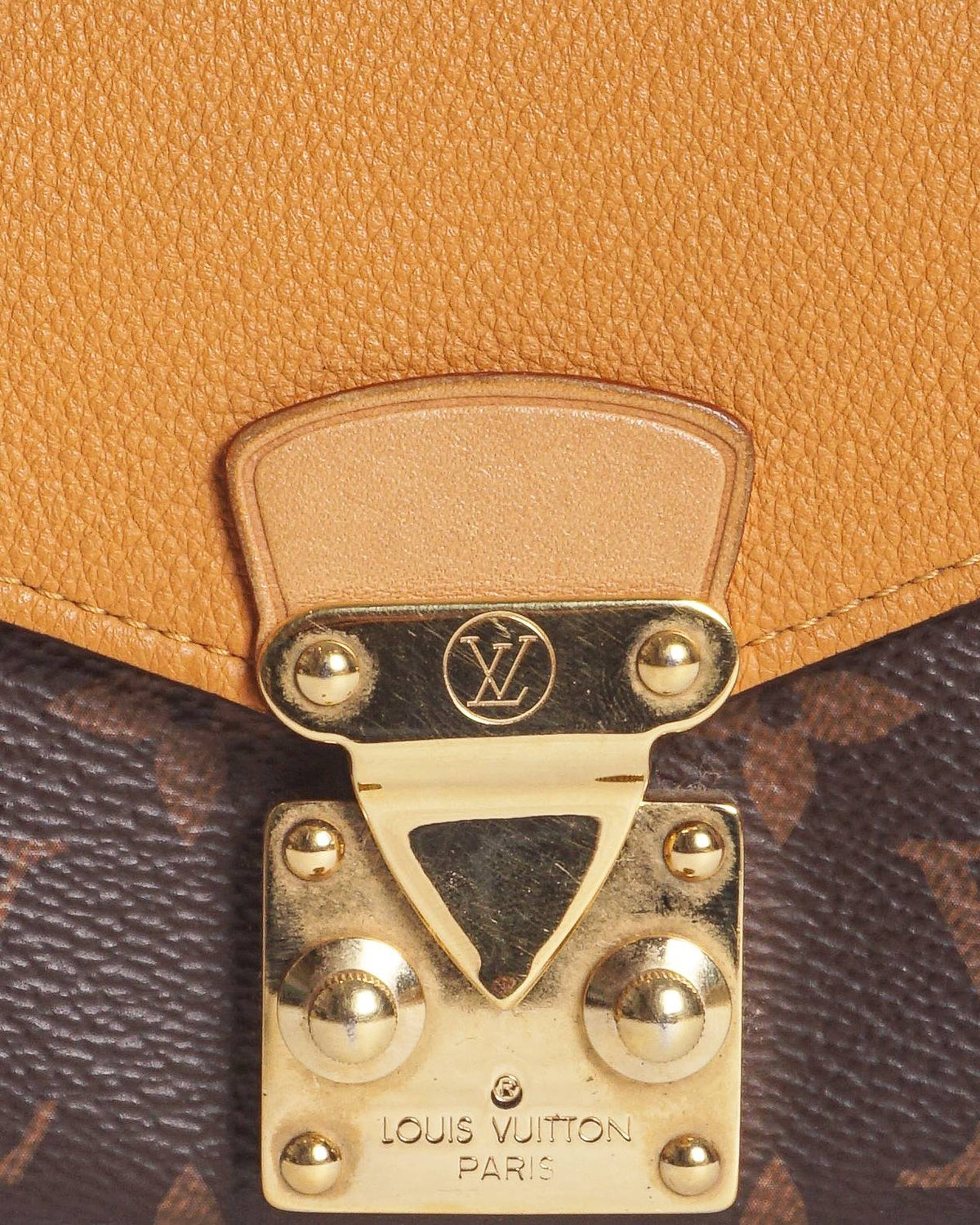 Louis Vuitton Monogram Pallas Clutch in Caramel Brown
