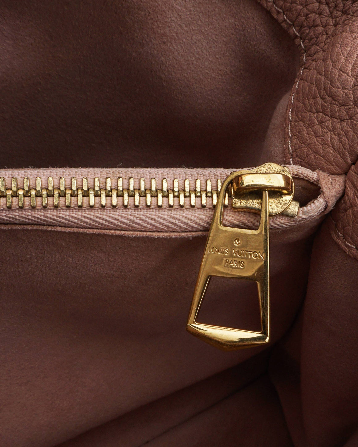 Louis Vuitton Damier Ebene & Magnolia Pink Cuir Taurillon Brittany Bag