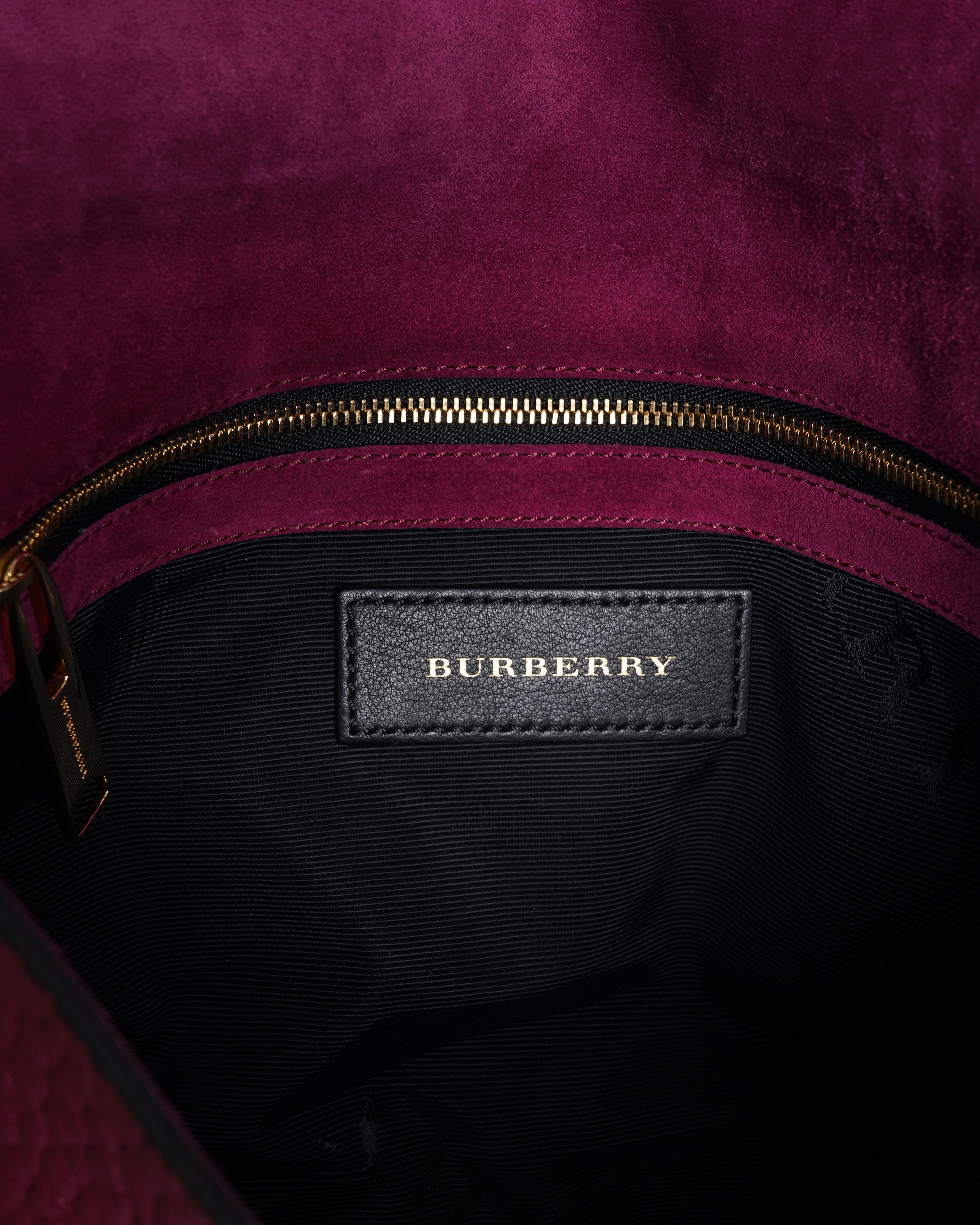 New Burberry mildenhall signature grain shoulder bag