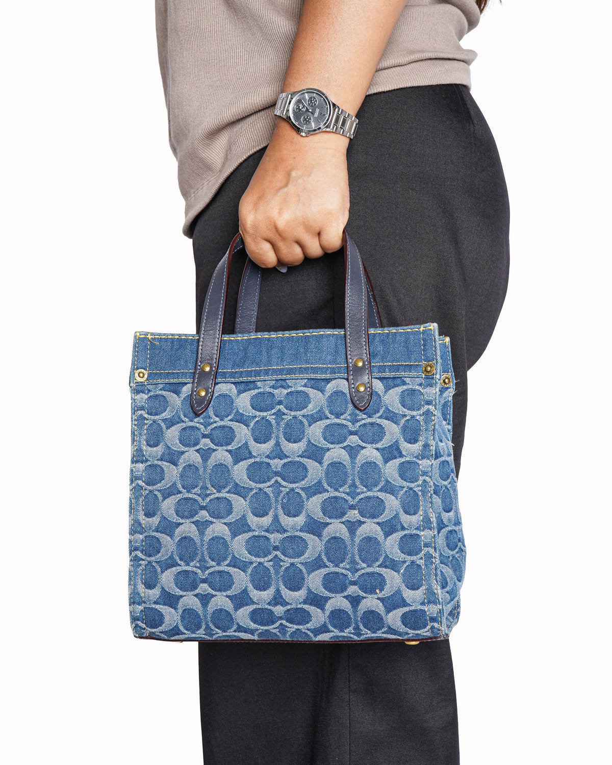 Coach Field Tote 22 In Signature Denim