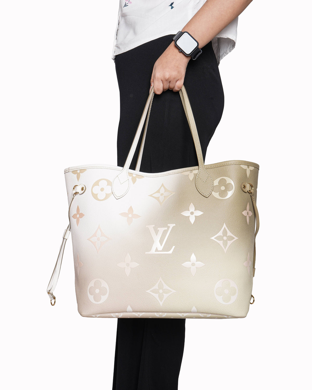 Louis Vuitton 
Limited Edition Sunset Kaki Monogram Neverfull MM Bag