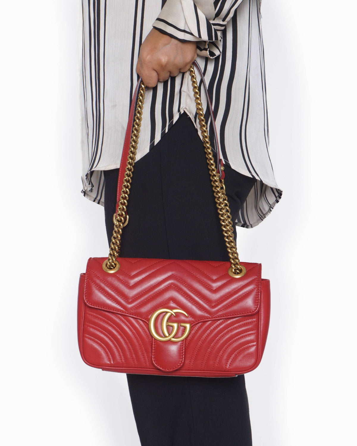 Gucci Red GG Marmont Medium Matelassé Leather Shoulder Bag