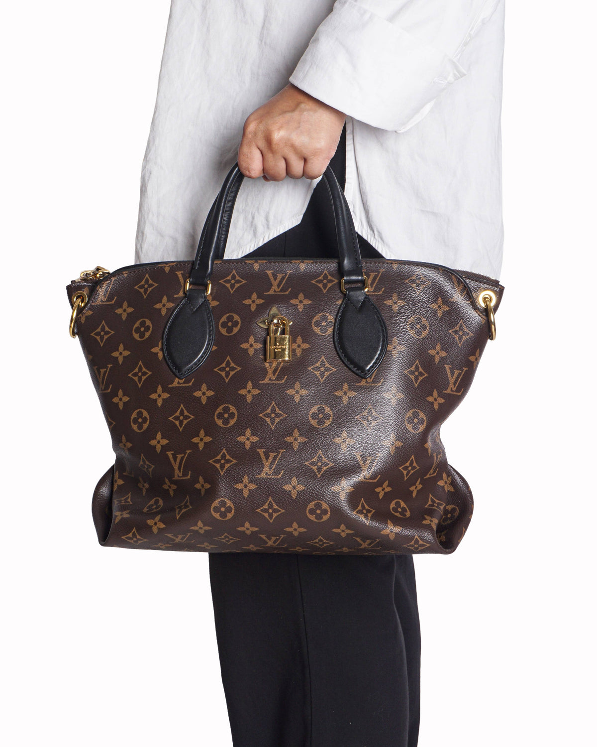 Louis Vuitton Monogram Canvas Flower Zipped MM Tote Noir