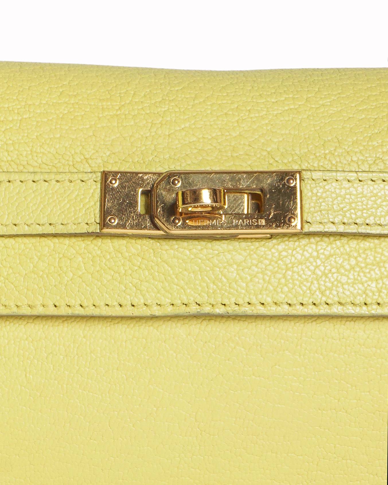 Hermès Kelly Wallet To Go Lime Chèvre Leather Gold Hardware