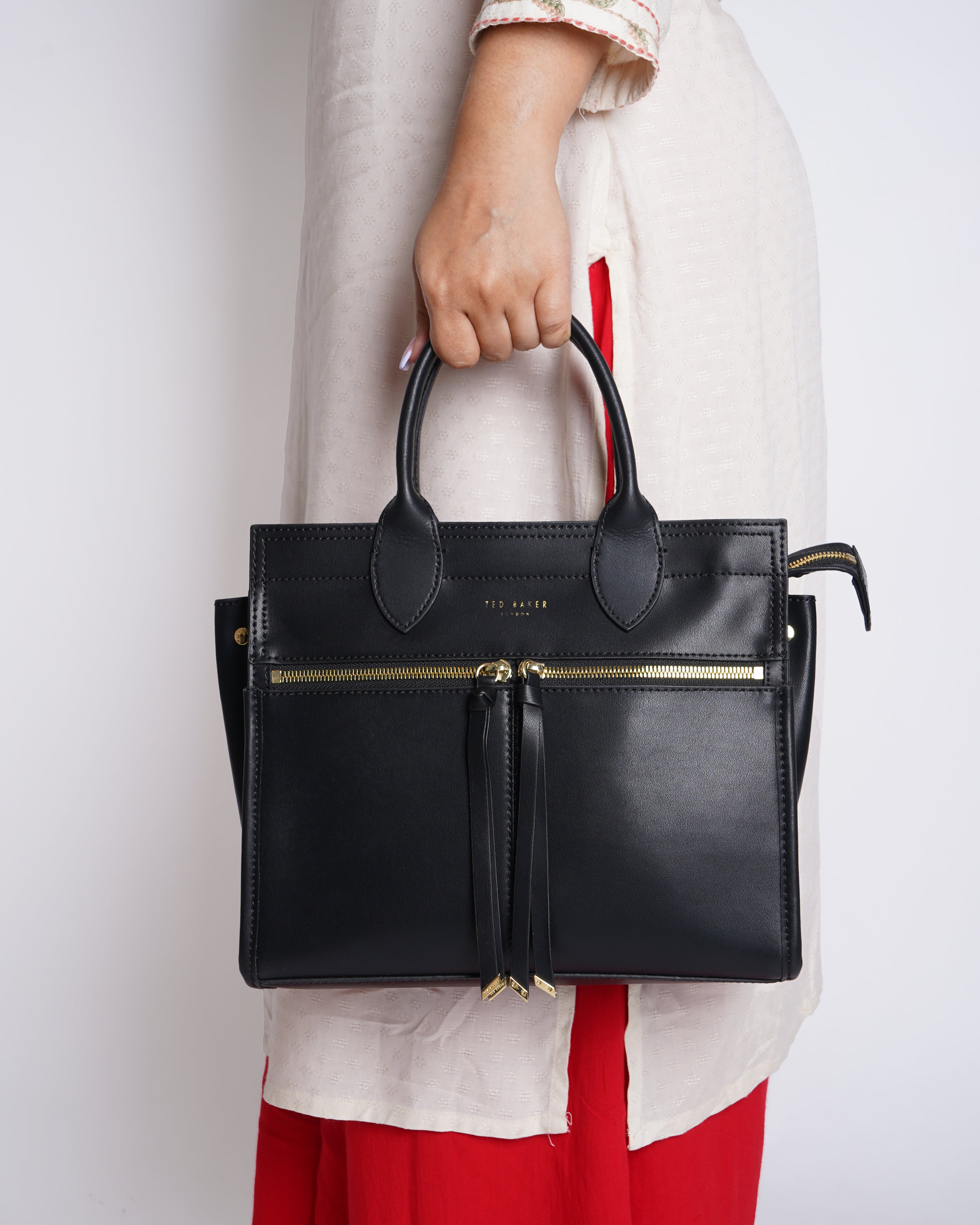 Ted baker black leather shopper handheld bag