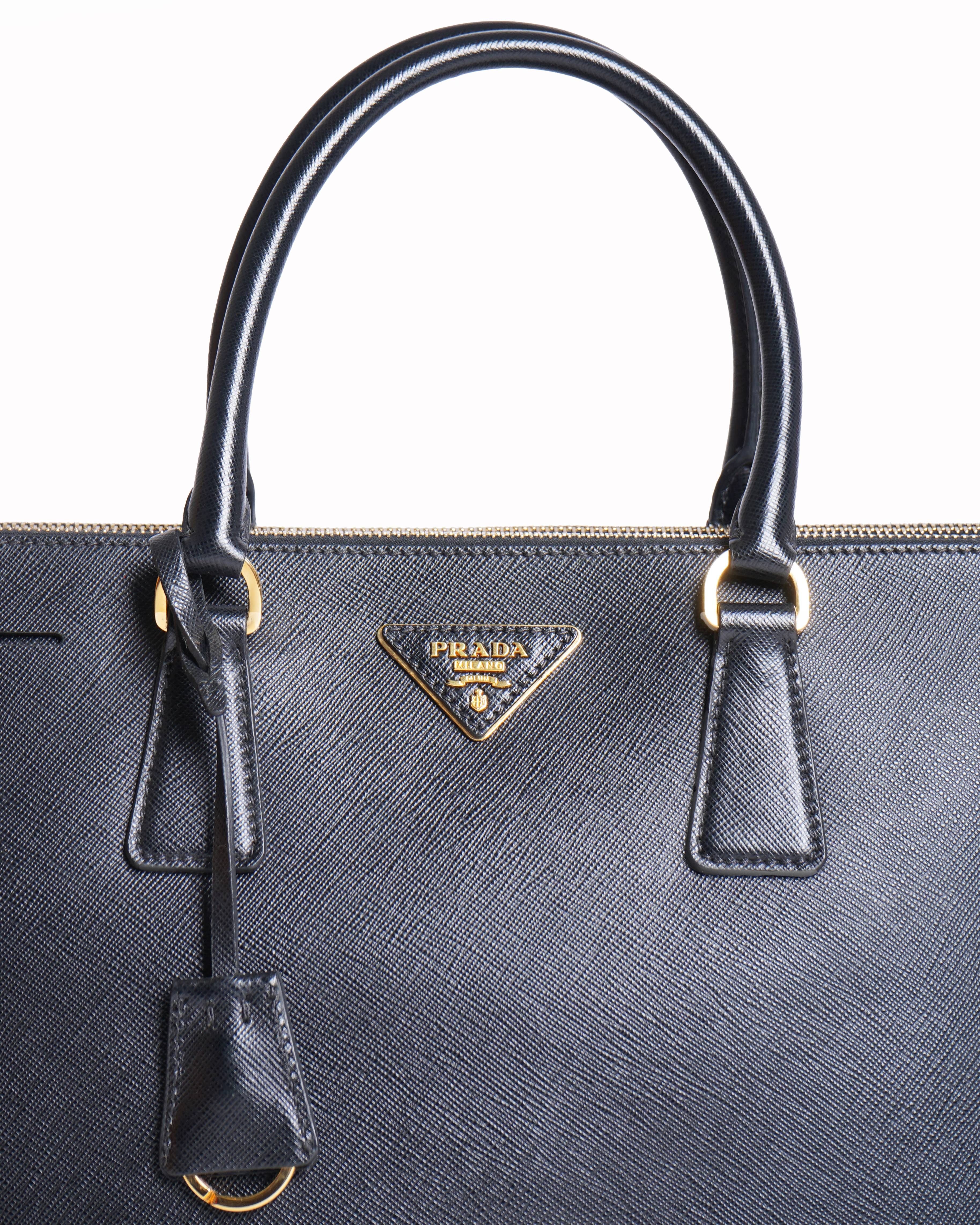 Prada saffiano large galleria tote bag in black