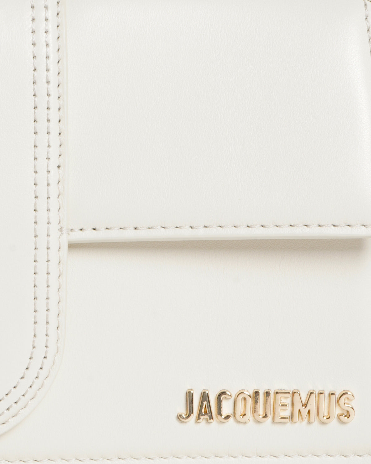 Jacquemus Le Grand Bambino Crossbody Bag In White