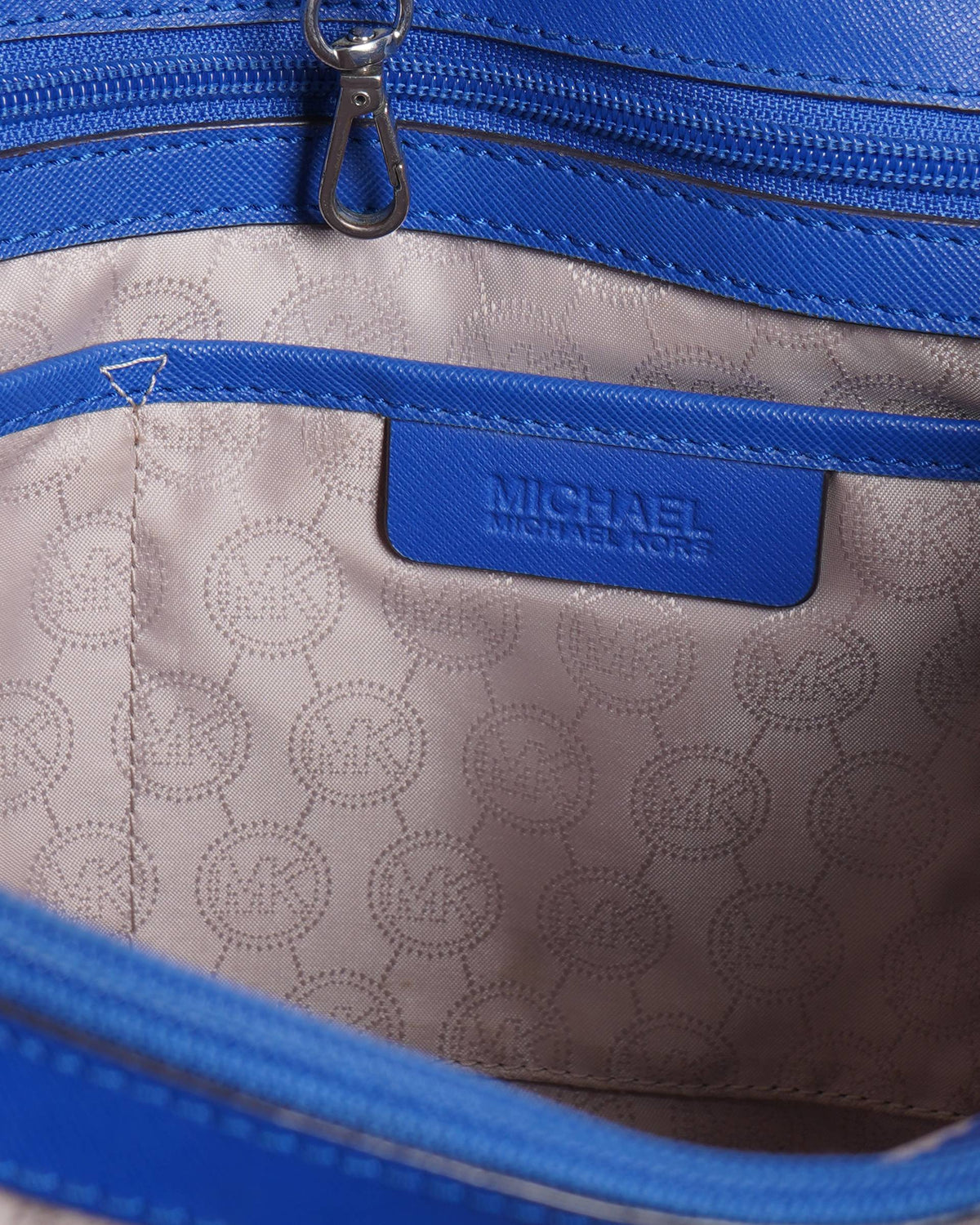 Michael Kors Jet Set Tote Bag